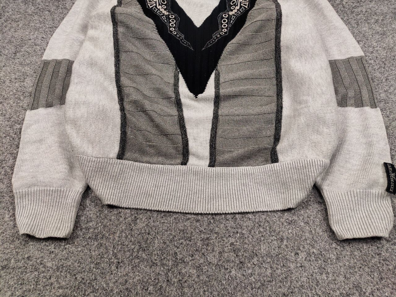 Carlo Colucci Vintage 90's Carlo Colucci Gray Japan Pattern Knit Sweater Size US L / EU 52-54 / 3 - 9 Thumbnail
