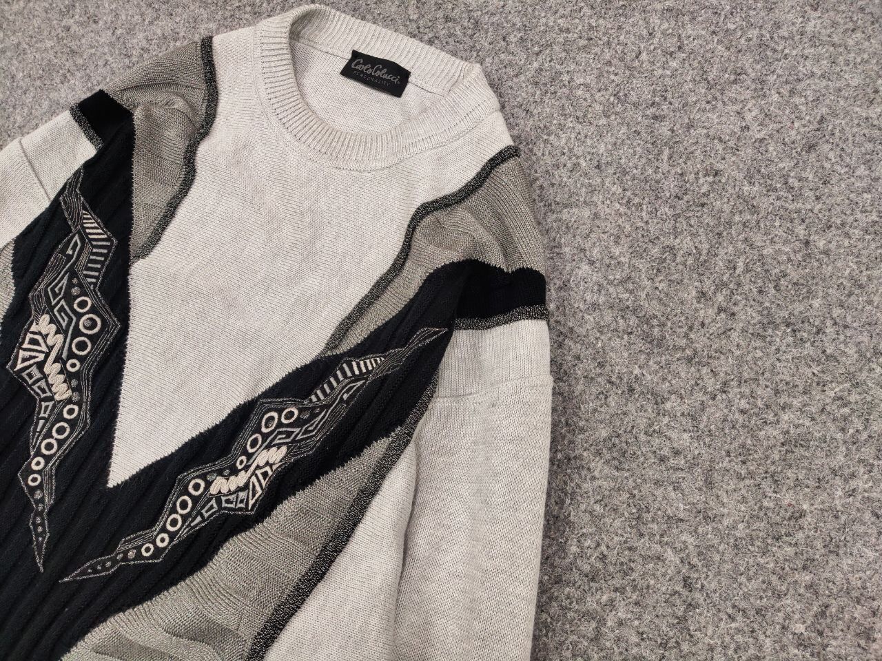 Carlo Colucci Vintage 90's Carlo Colucci Gray Japan Pattern Knit Sweater Size US L / EU 52-54 / 3 - 4 Thumbnail