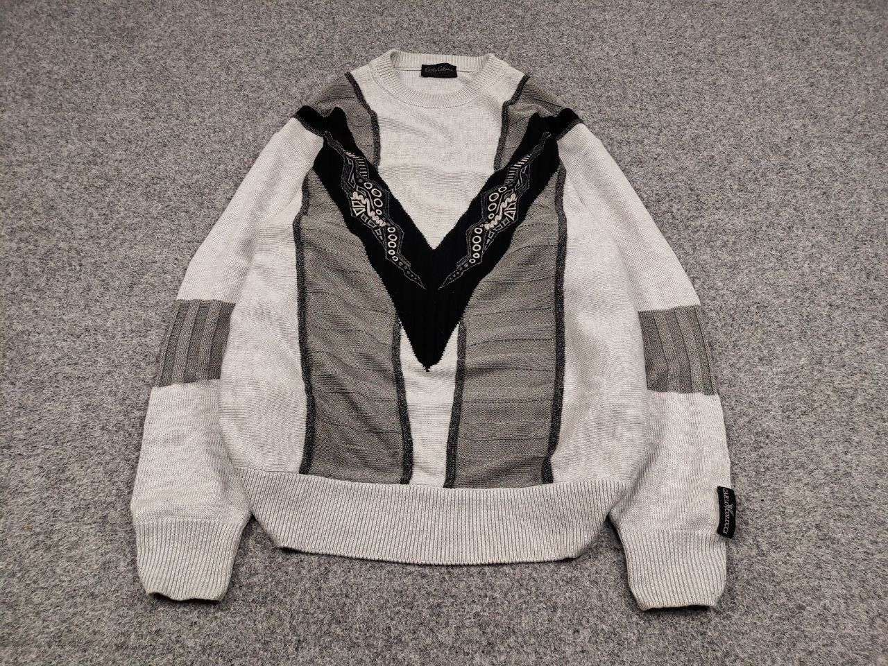 Carlo Colucci Vintage 90's Carlo Colucci Gray Japan Pattern Knit Sweater Size US L / EU 52-54 / 3 - 2 Thumbnail