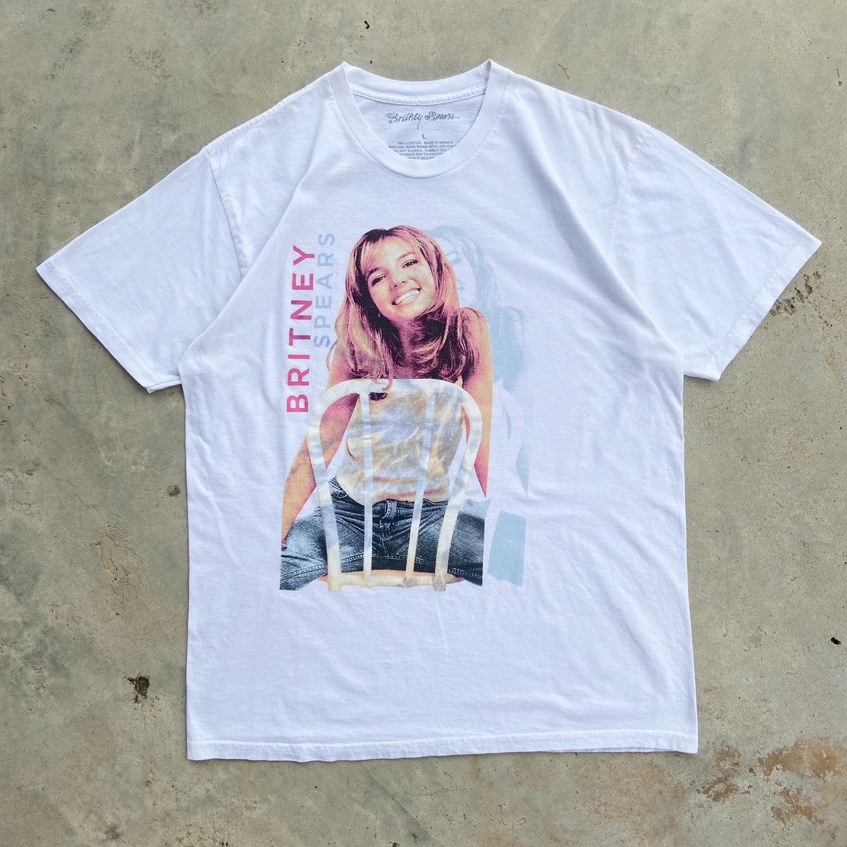 Band Tees 2000's Solo Singer : Britney Spears Pop Music T-Shirt Size US M / EU 48-50 / 2 - 1 Thumbnail