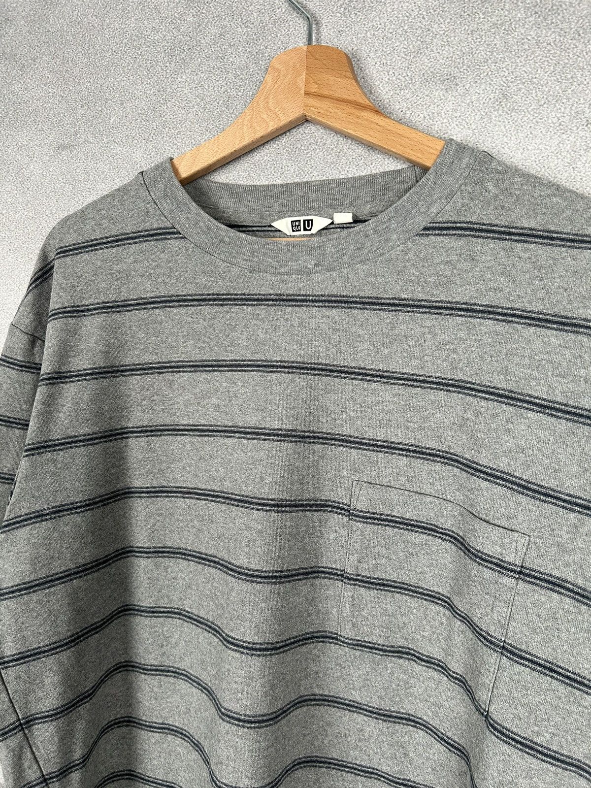 Uniqlo Uniqlo Stripped Pocket Tee Streetwear Vintage Retro Size US S / EU 44-46 / 1 - 3 Thumbnail
