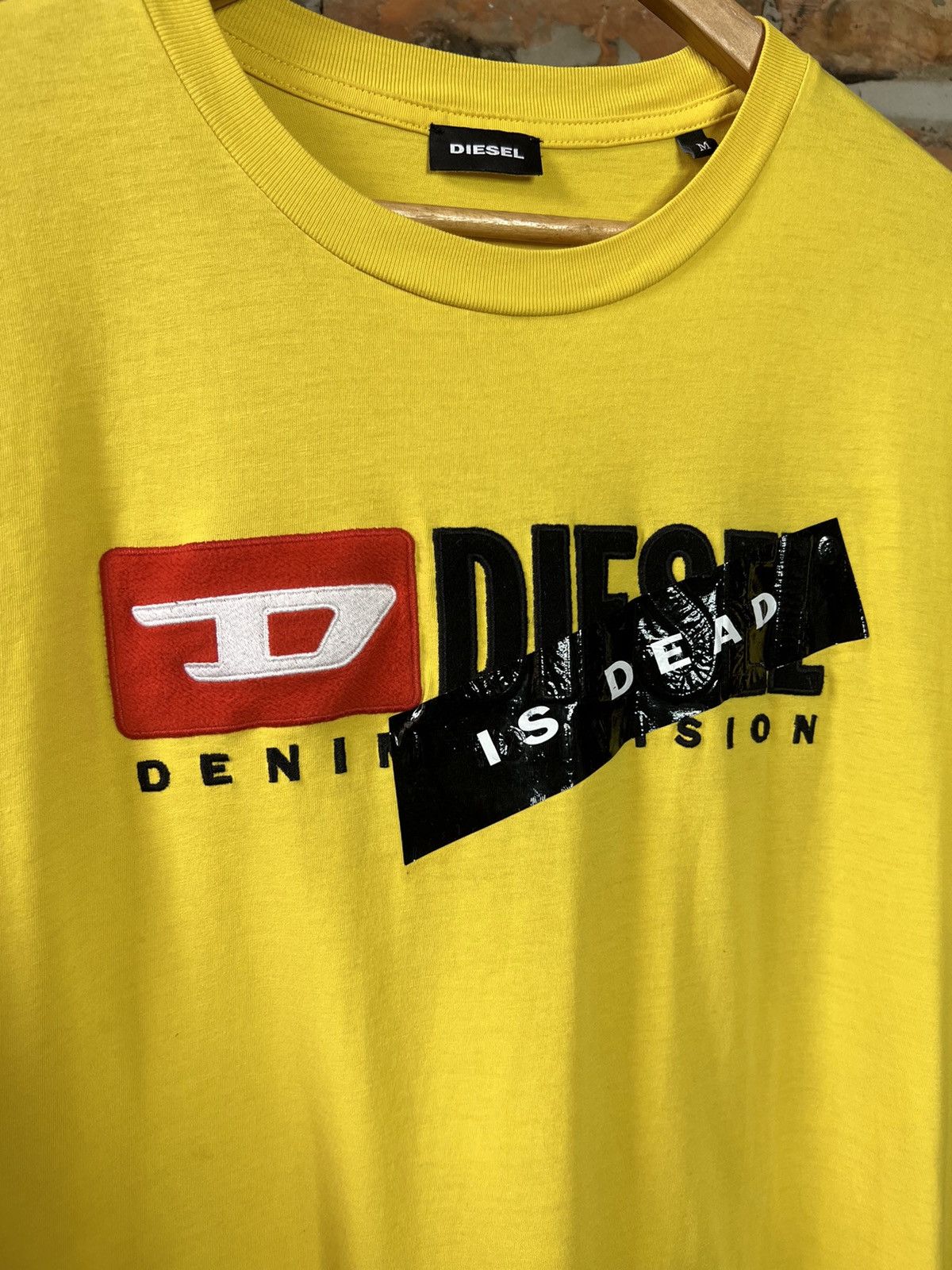 Diesel Diesel T-shirt streetwear yellow is dead size M Size US M / EU 48-50 / 2 - 5 Thumbnail