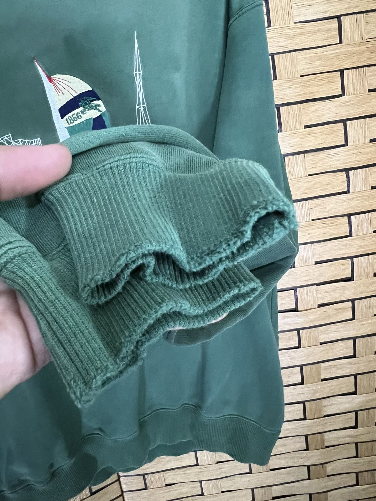 Burberry Vintage Sunfaded Burberrys Crewneck Sweatshirt Size US M / EU 48-50 / 2 - 5 Thumbnail