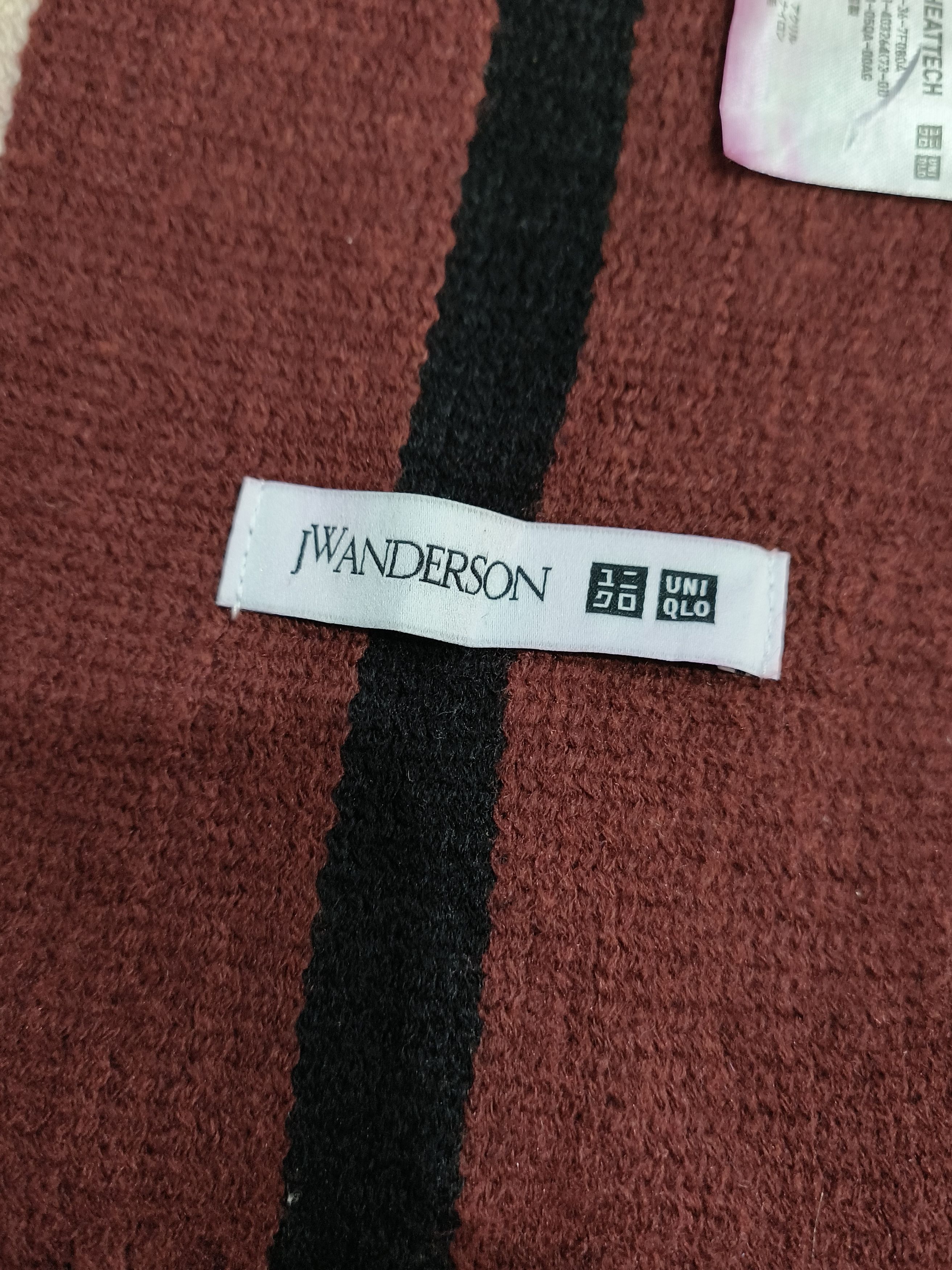 JW Anderson × Uniqlo J.W ANDERSON X UNIQLO Thrashed Scarf /Muffler Size ONE SIZE - 4 Thumbnail