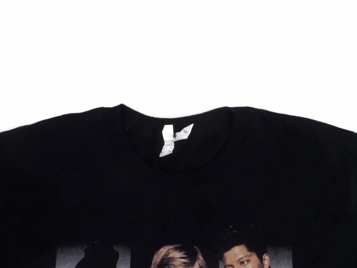 Band Tees Rock in rio music festival tshirt tour tshirt streetwear Size US L / EU 52-54 / 3 - 4 Thumbnail