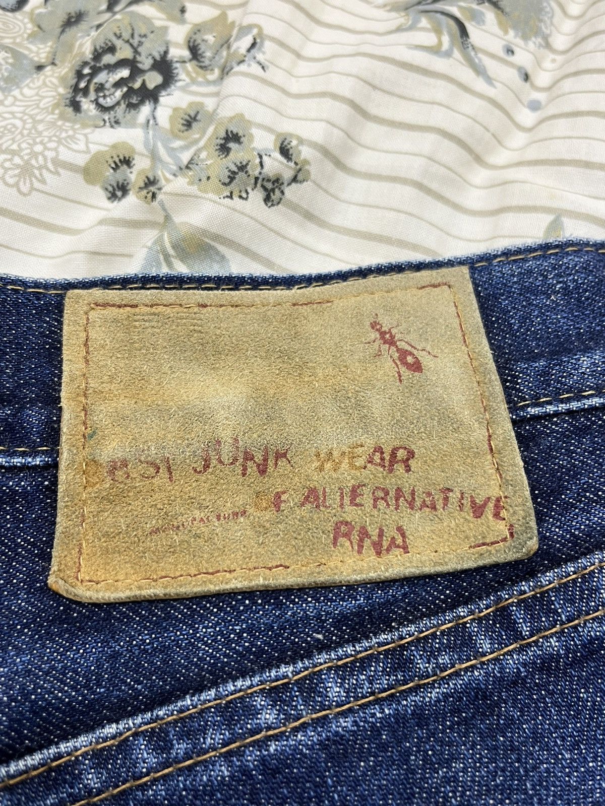 Vintage (A121). RNA INC JAPANESE BLUE DENIM Size US 28 / EU 44 - 16 Thumbnail