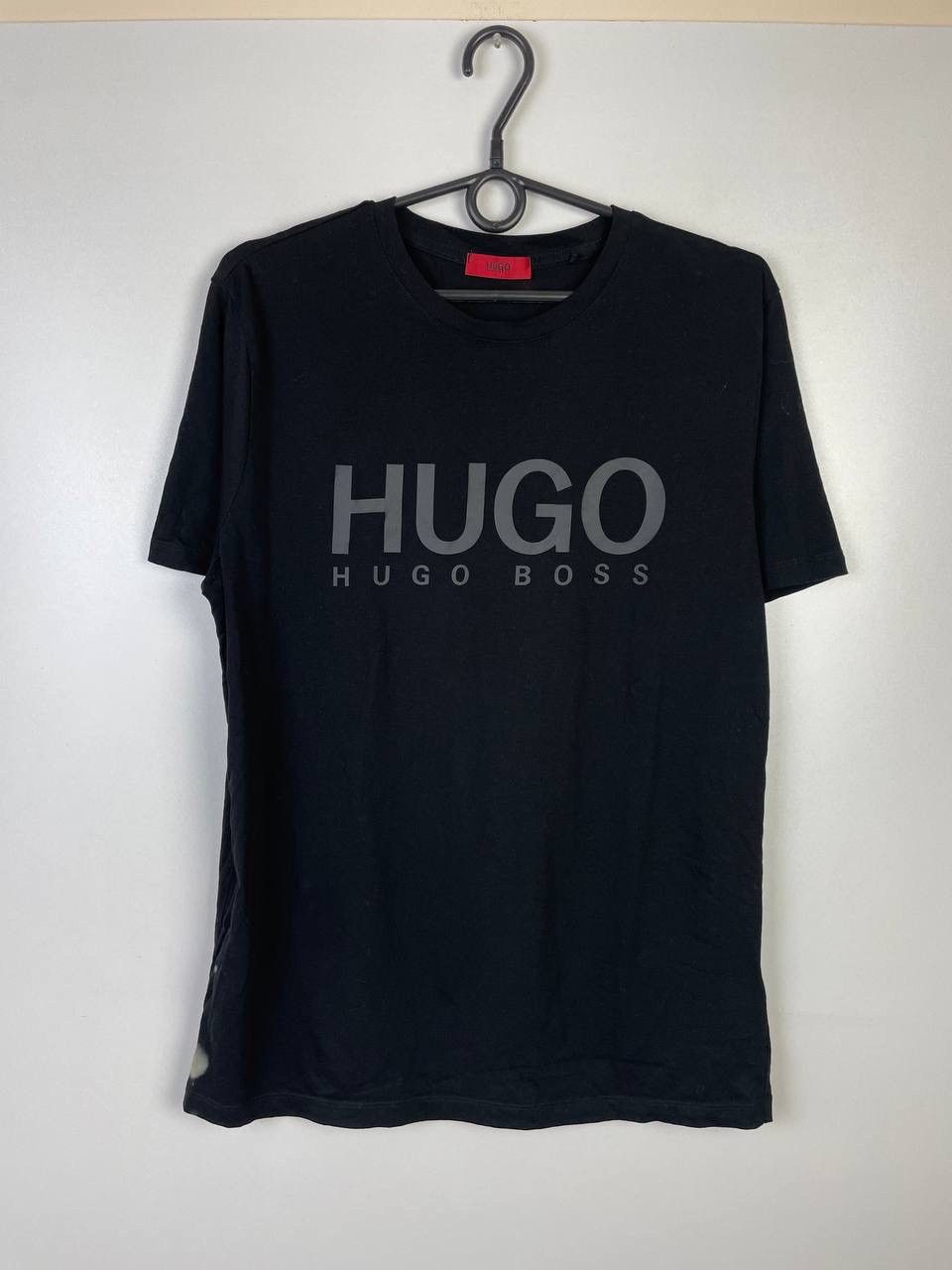 Hugo Boss Hugo Boss vintage t-shirt size S Size US S / EU 44-46 / 1 - 1 Thumbnail