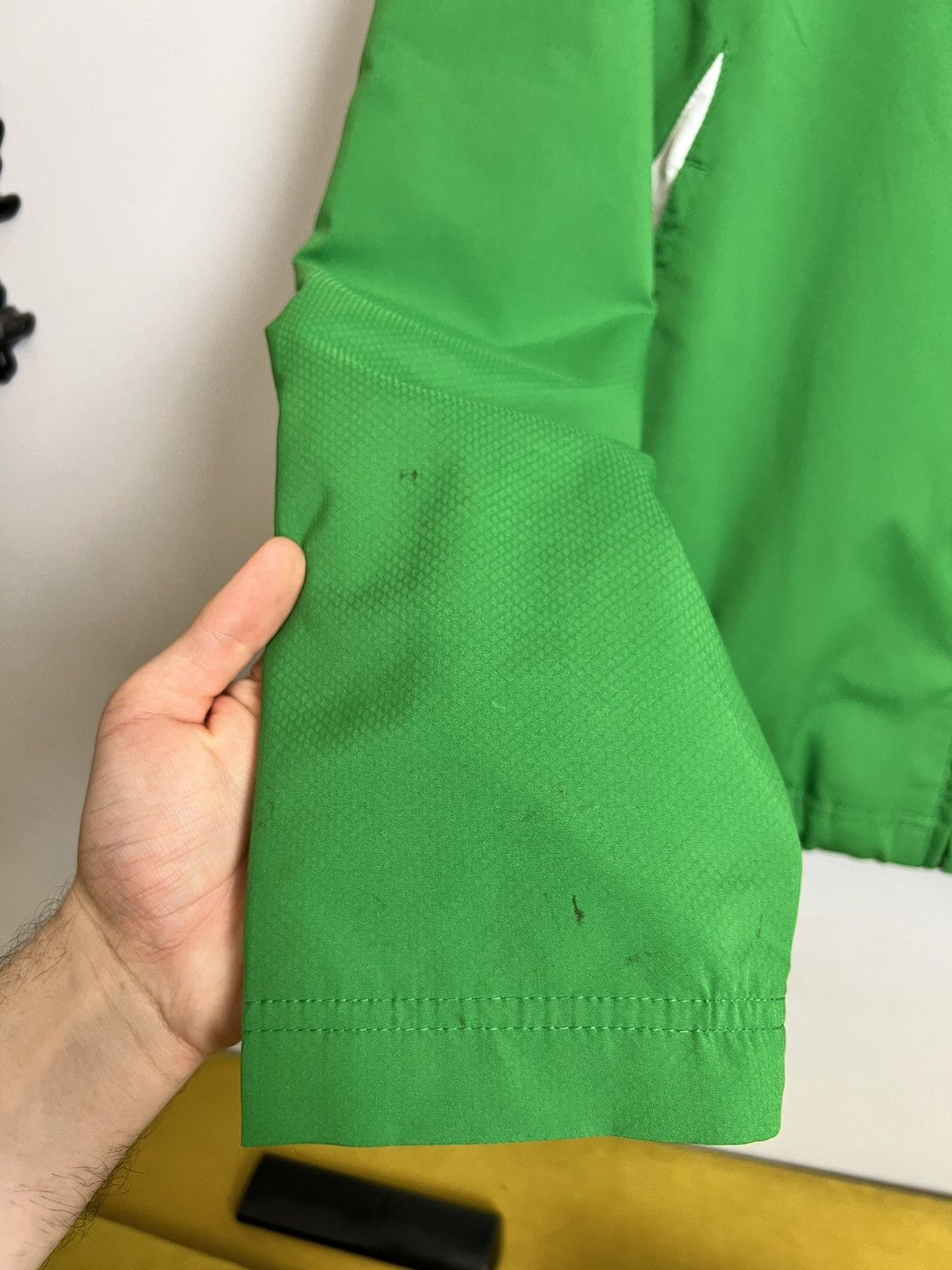 Nike Vintage Glasgow Celtic tracksuit Men jacket soccer football Size US L / EU 52-54 / 3 - 4 Thumbnail