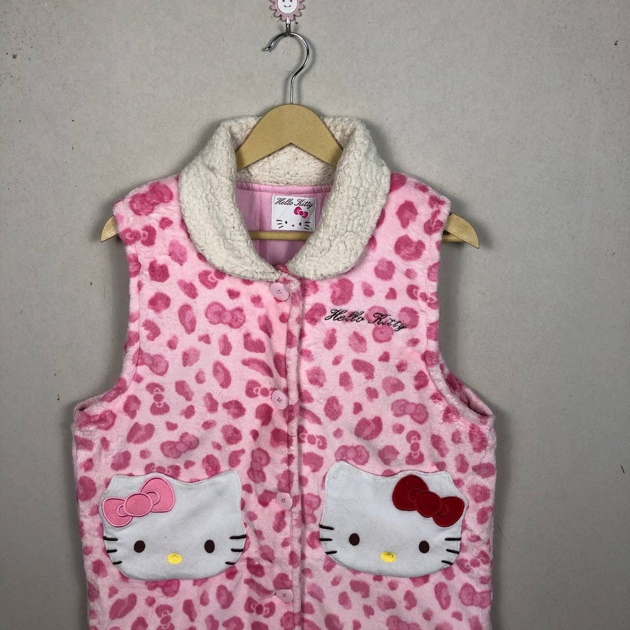 Anime Hello Kitty Vintage Y2K Faux Fur Wool Leopards Print Vest Size US M / EU 48-50 / 2 - 3 Thumbnail