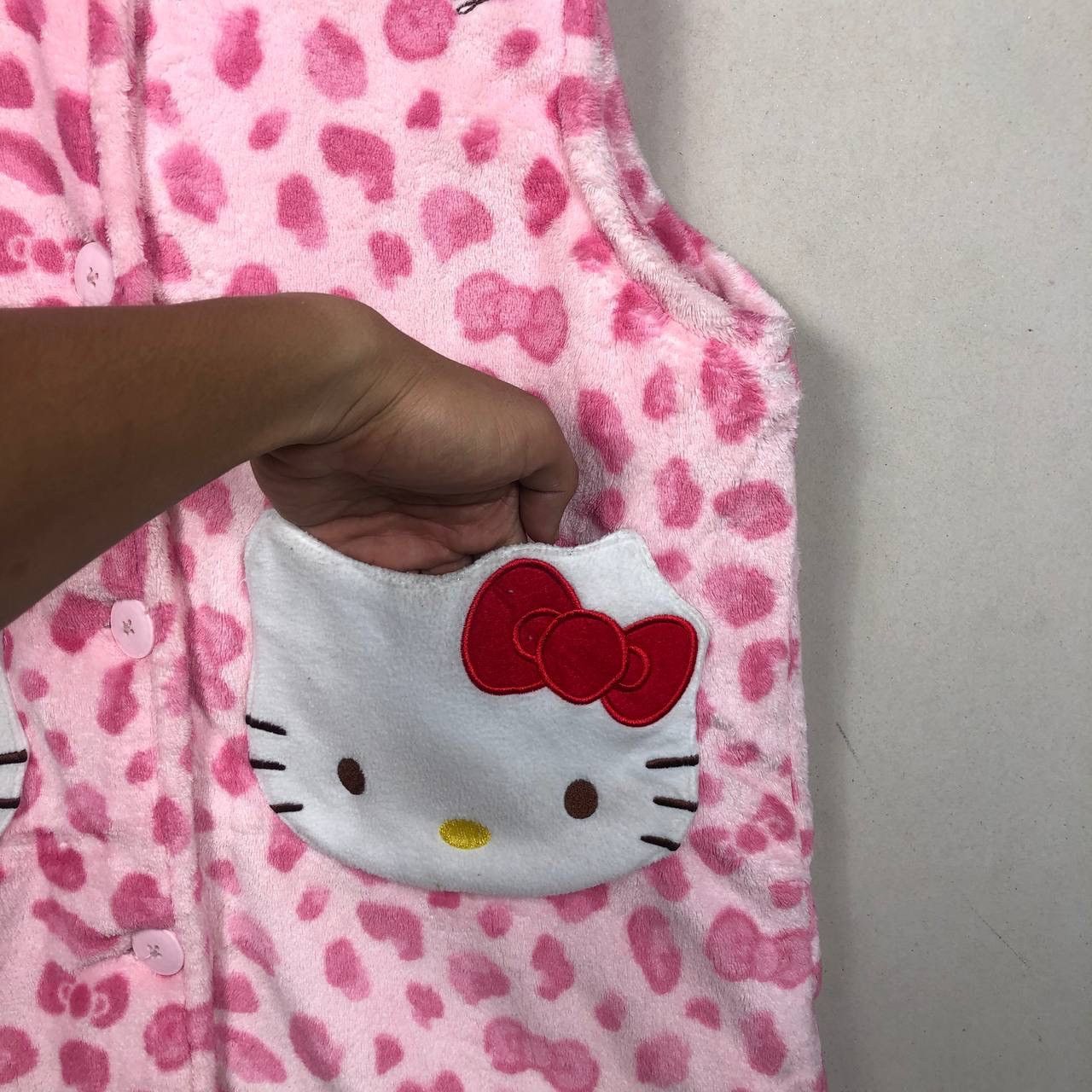 Anime Hello Kitty Vintage Y2K Faux Fur Wool Leopards Print Vest Size US M / EU 48-50 / 2 - 5 Thumbnail