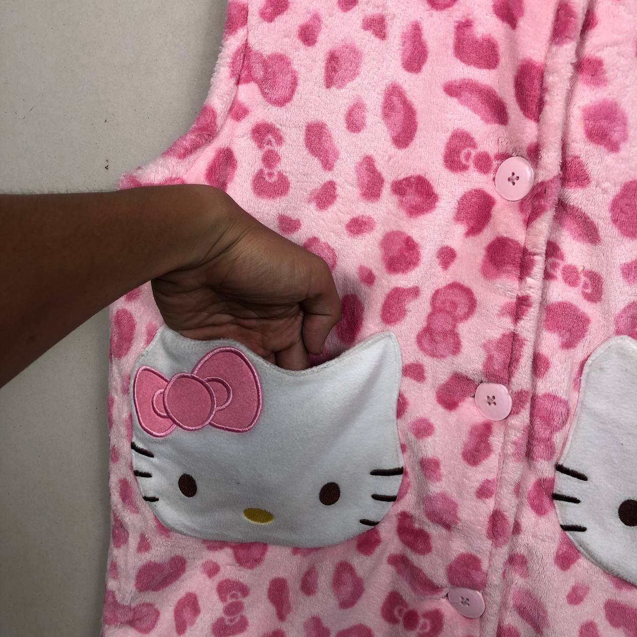 Anime Hello Kitty Vintage Y2K Faux Fur Wool Leopards Print Vest Size US M / EU 48-50 / 2 - 6 Thumbnail