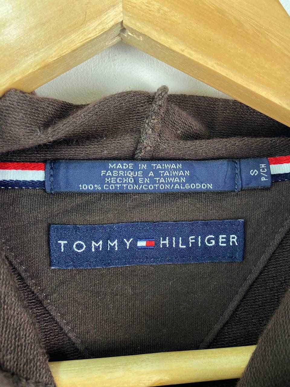Tommy Hilfiger Vintage Tommy Hilfiger Sunfaded Hoodie Jacket Size US S / EU 44-46 / 1 - 3 Thumbnail