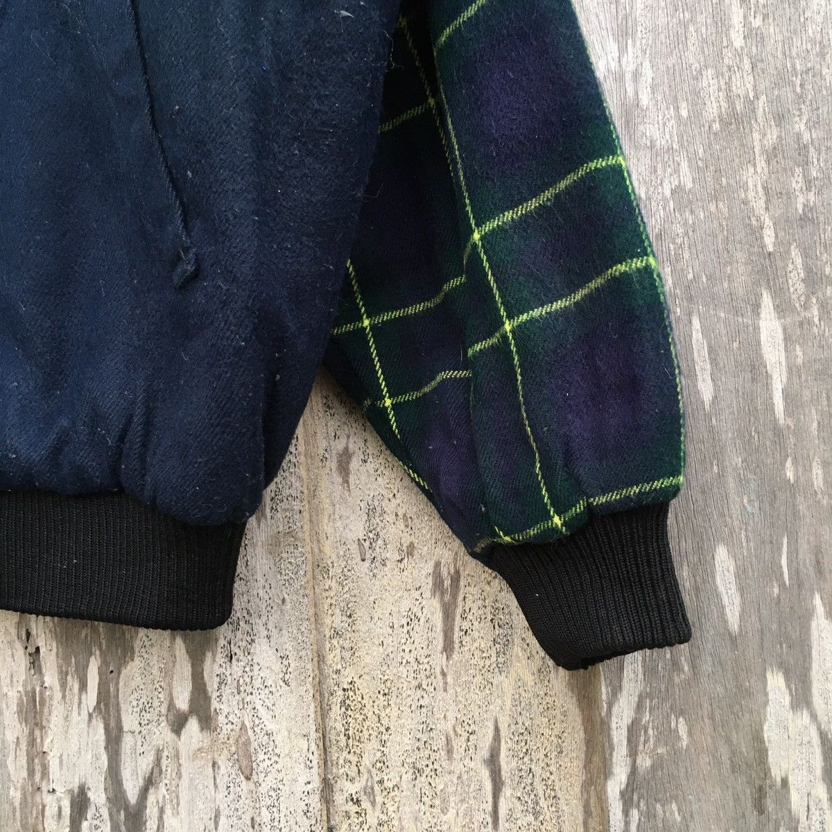 Native × Wrangler Vintage Wrangler Native Cheyennes Bomber Jacket Size US L / EU 52-54 / 3 - 4 Thumbnail