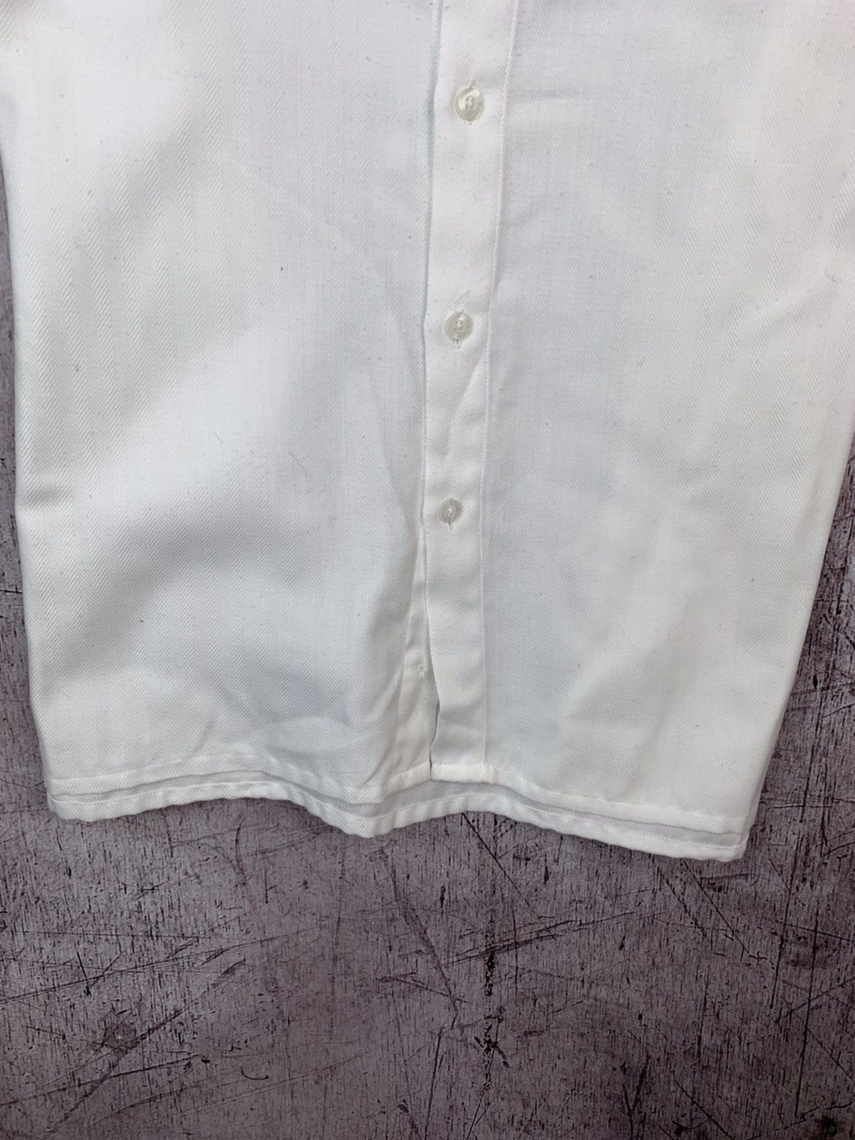 Yves Saint Laurent Yves Saint Laurent YSL Short Sleeve Shirt Size US XL / EU 56 / 4 - 3 Thumbnail