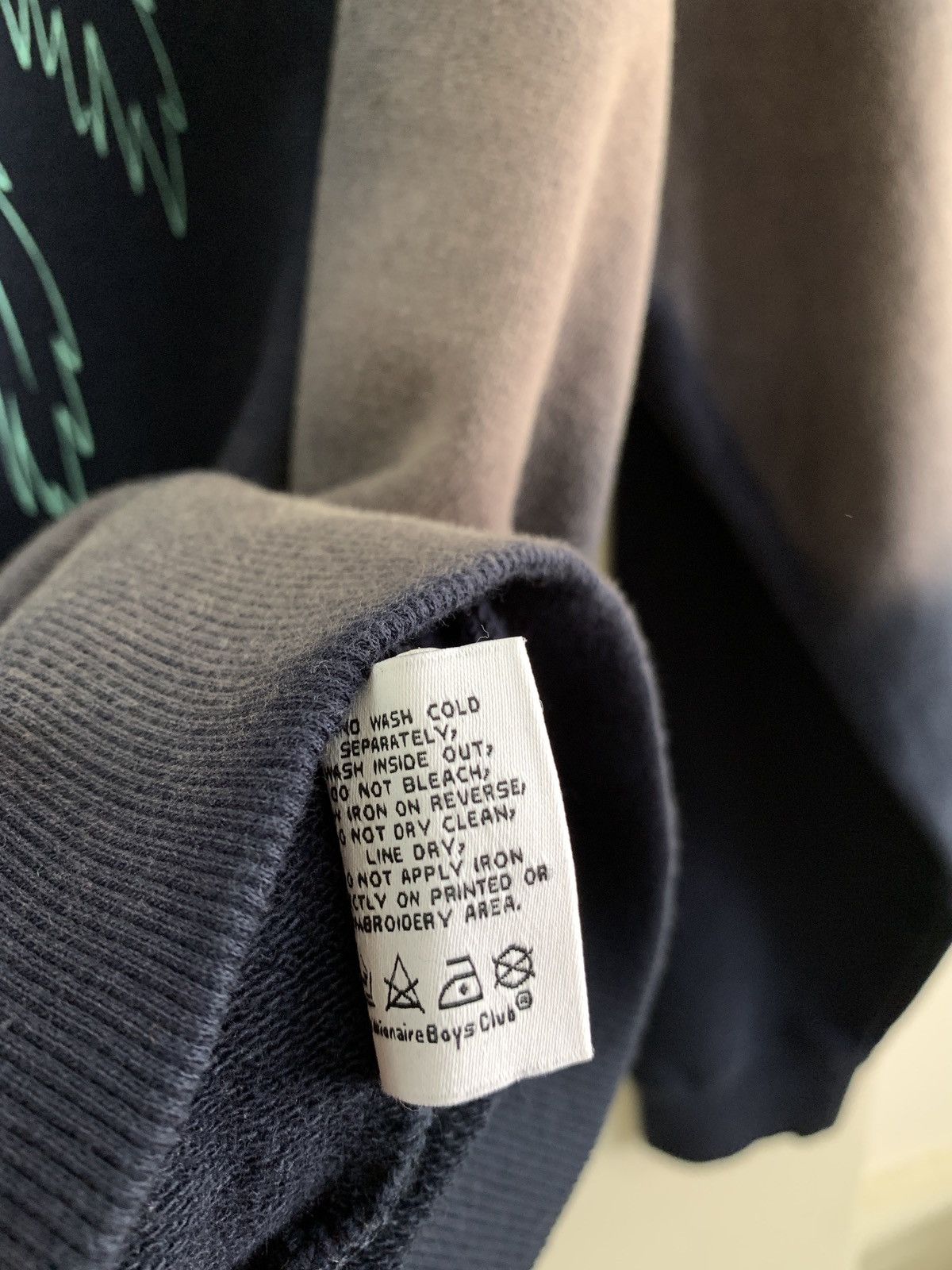 Billionaire Boys Club Billionaire Boys Club Bleached Topia Crewneck Size US L / EU 52-54 / 3 - 9 Thumbnail