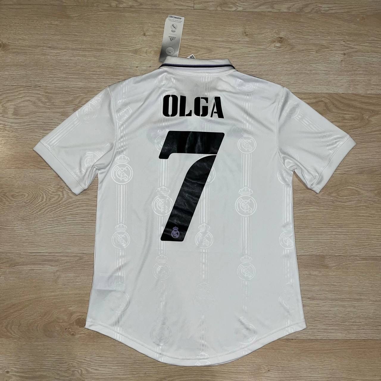 Adidas NWT REAL MADRID ADIDAS 2022/2023 FOOTBALL WOMENS HOME JERSEY Size S / US 4 / IT 40 - 7 Thumbnail