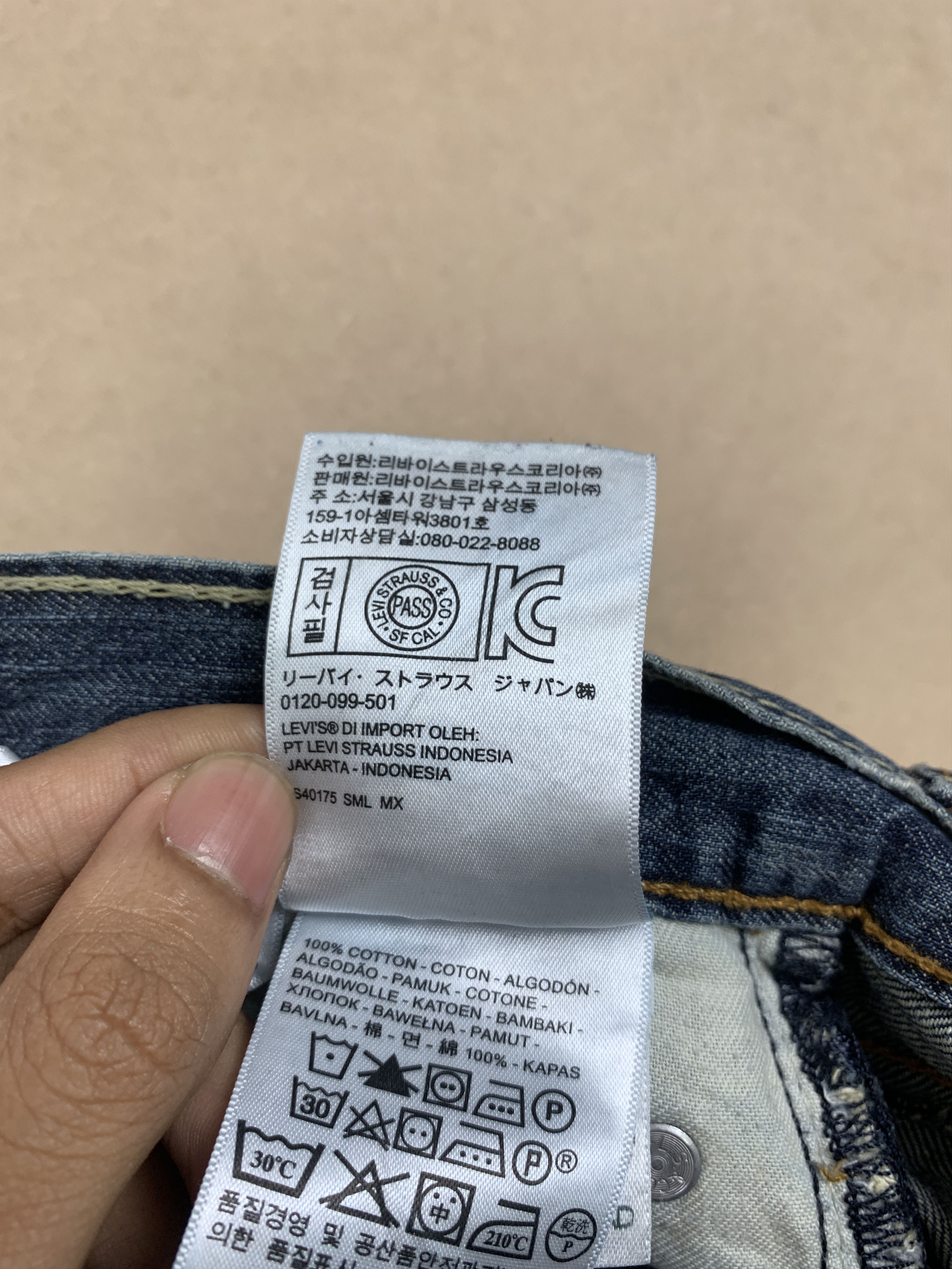 Levi's Vintage Levis 514 Straight Cut Distressed Faded Blue Jeans Size US 30 / EU 46 - 15 Thumbnail