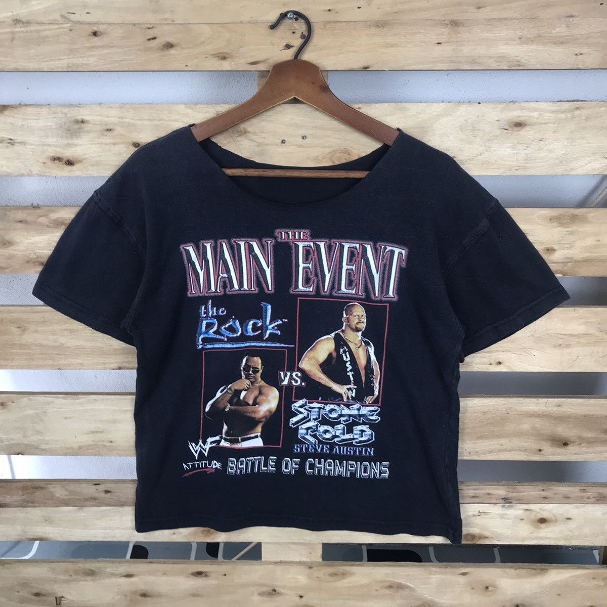 Vintage × WWE × WWF Vintage WWF Wrestling The Rock X Stone Cold Croptop T-Shirt Size M / US 6-8 / IT 42-44 - 1 Thumbnail