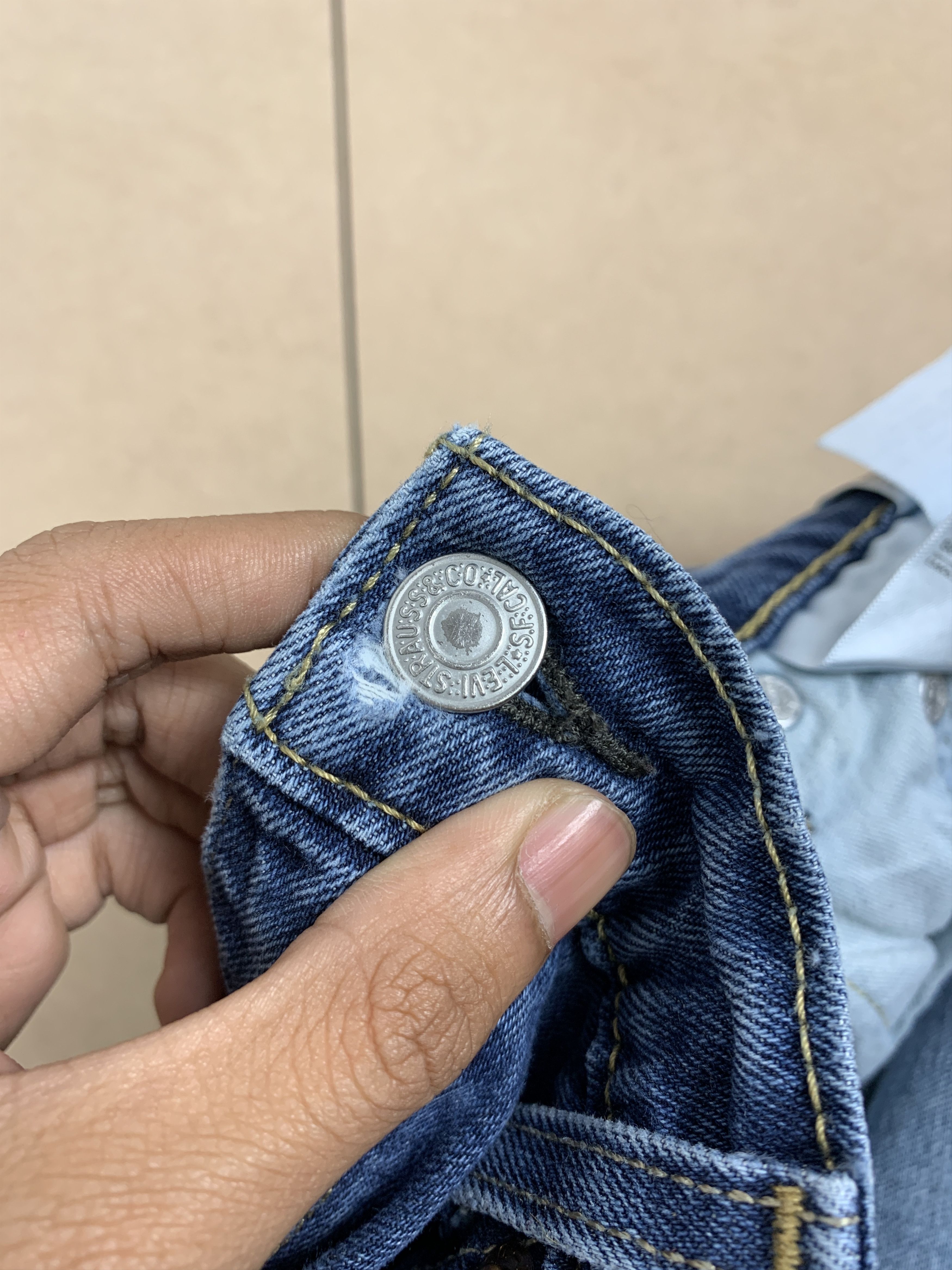 Levi's × Vintage Vintage Levis 541 Straight Cut Faded Blue Jeans Size US 39 - 18 Thumbnail