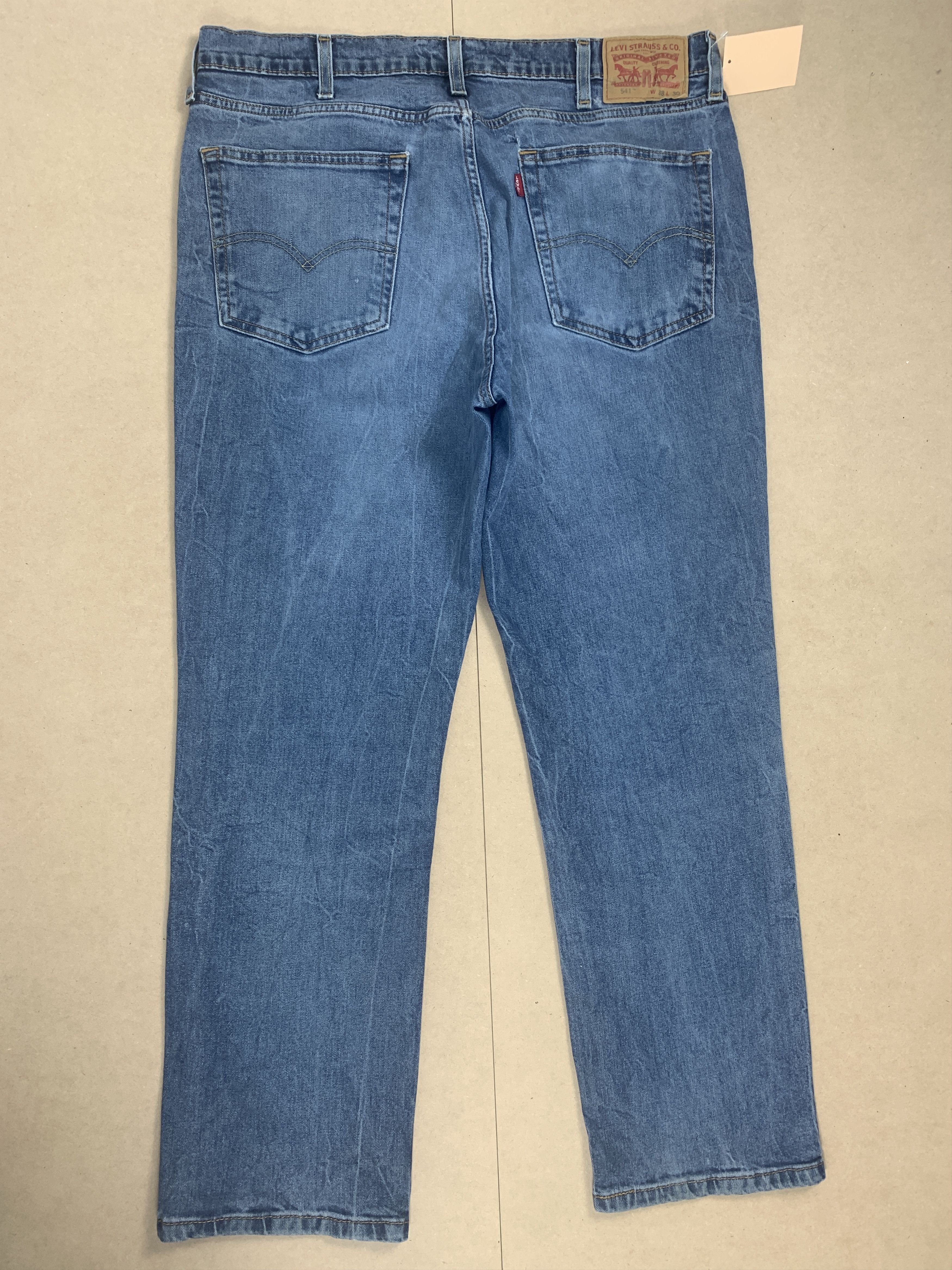 Levi's × Vintage Vintage Levis 541 Straight Cut Faded Blue Jeans Size US 38 / EU 54 - 7 Thumbnail