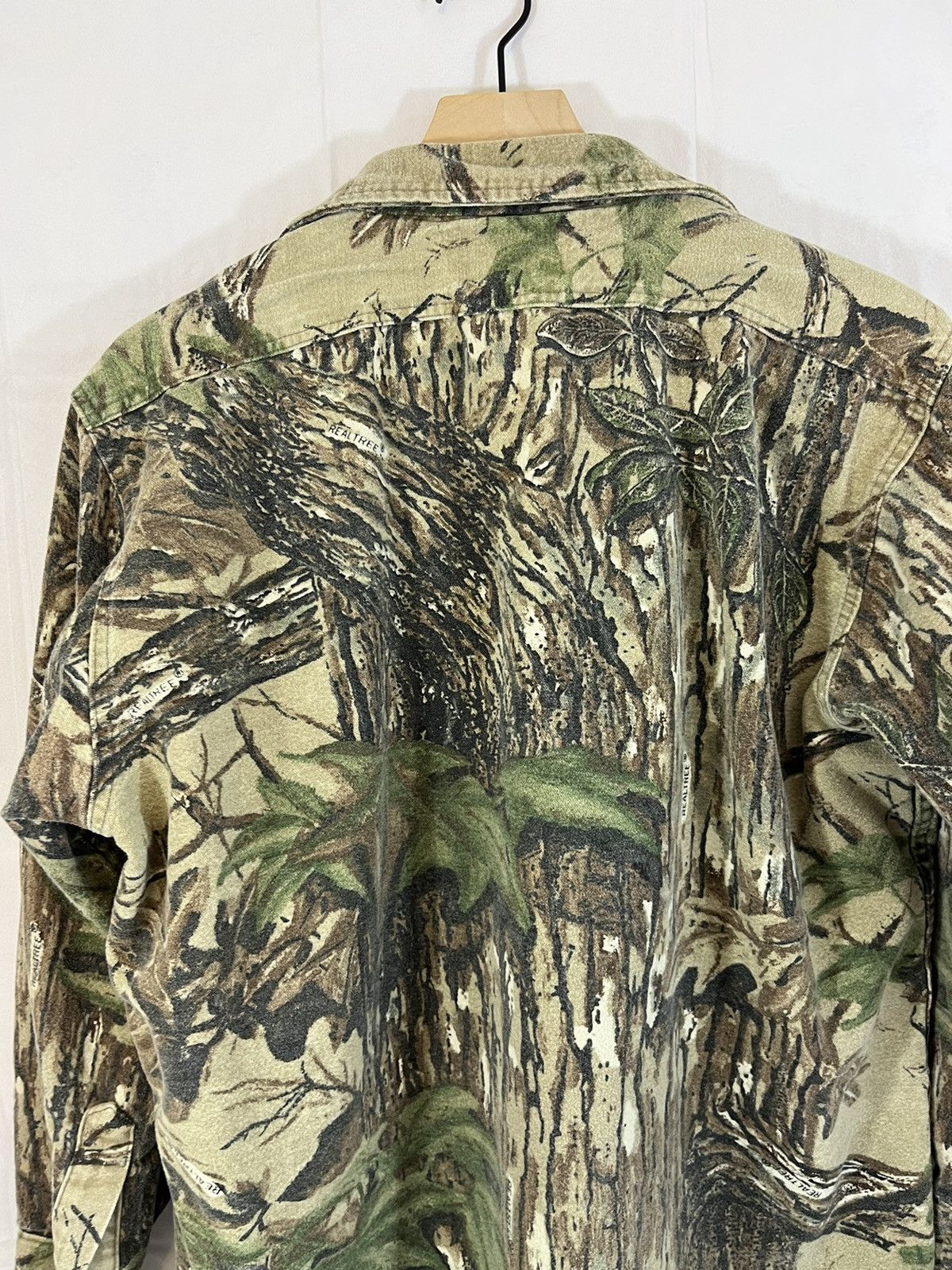 Vintage Cabelas Real Tree Camo Button Down Distressed Shirt Size US L / EU 52-54 / 3 - 13 Thumbnail