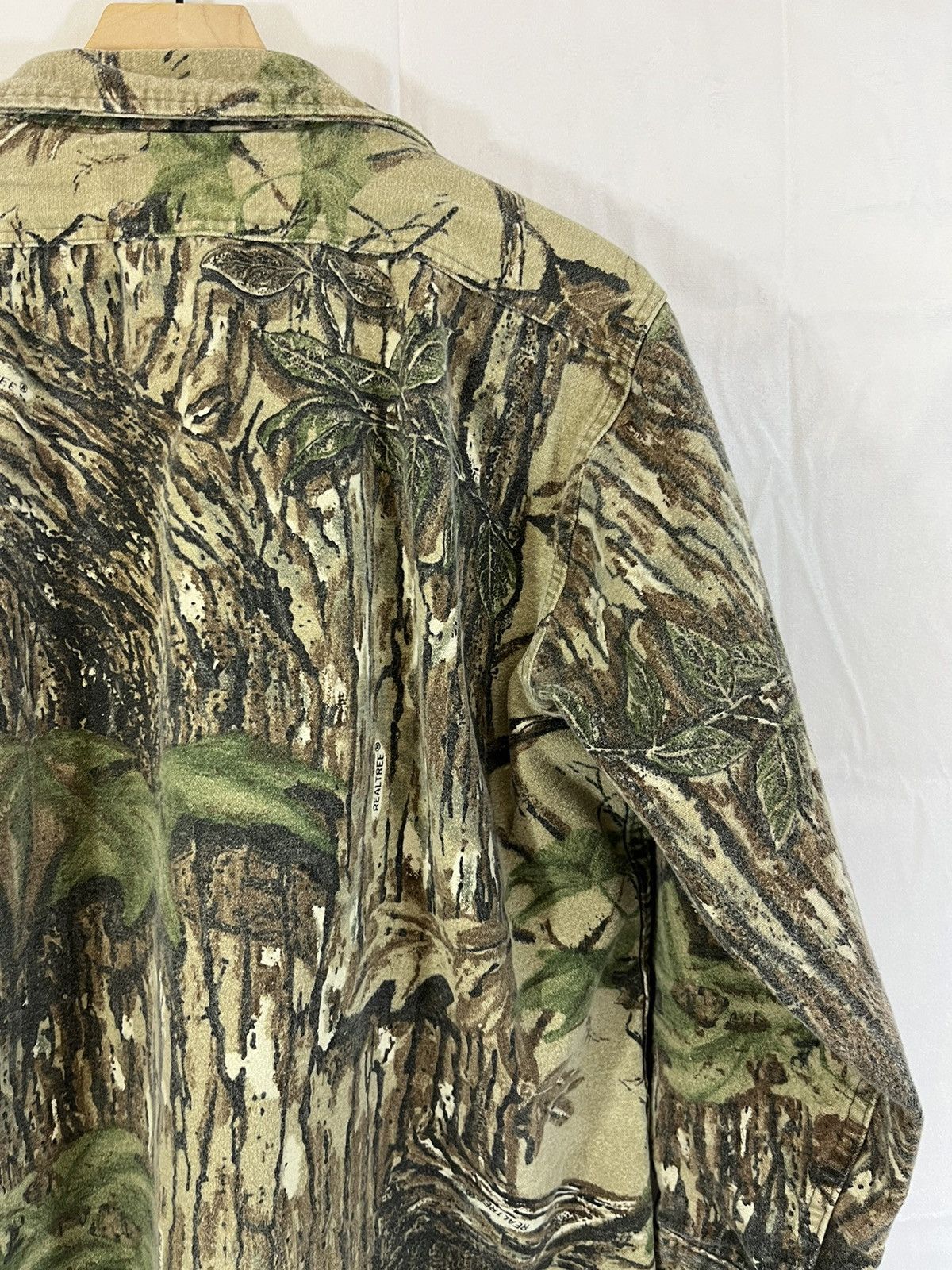 Vintage Cabelas Real Tree Camo Button Down Distressed Shirt Size US L / EU 52-54 / 3 - 14 Thumbnail