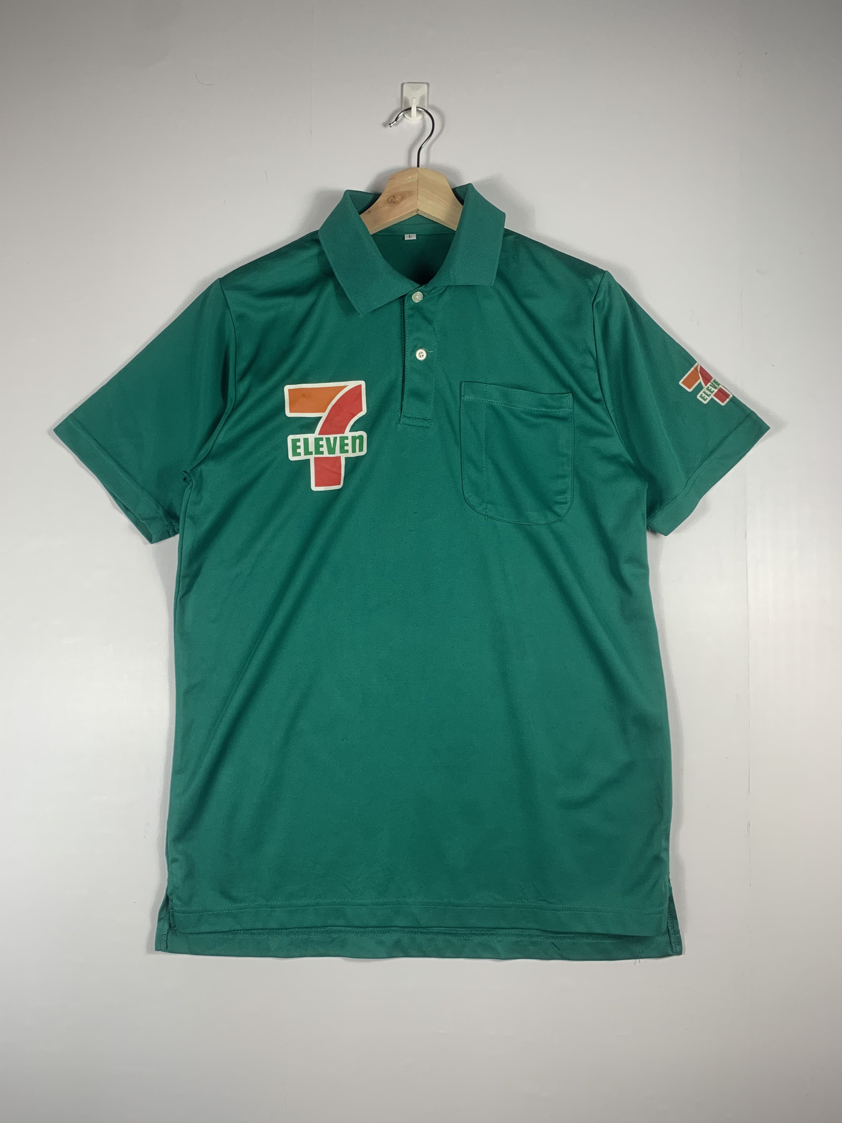 image of Vintage Seven Eleven Polo T Shirt Japanese Tees Worker in Green, Men's (Size Medium)
