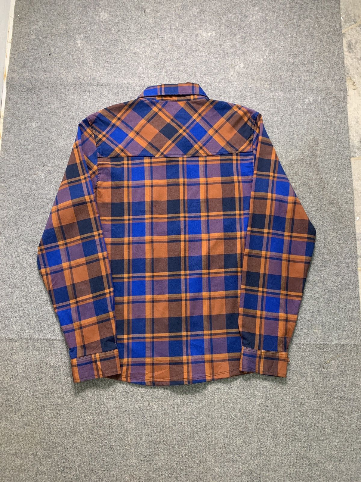 Flannel × Mountain Hardwear Vintage Mountain Hardwear Outdoor Hiking Flannel Size US M / EU 48-50 / 2 - 11 Thumbnail