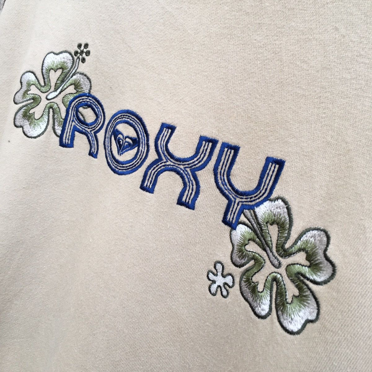 Quiksilver × Vintage Vintage Roxy Boardshorts Sweatshirt Big Logo Size XL / US 12-14 / IT 48-50 - 4 Thumbnail