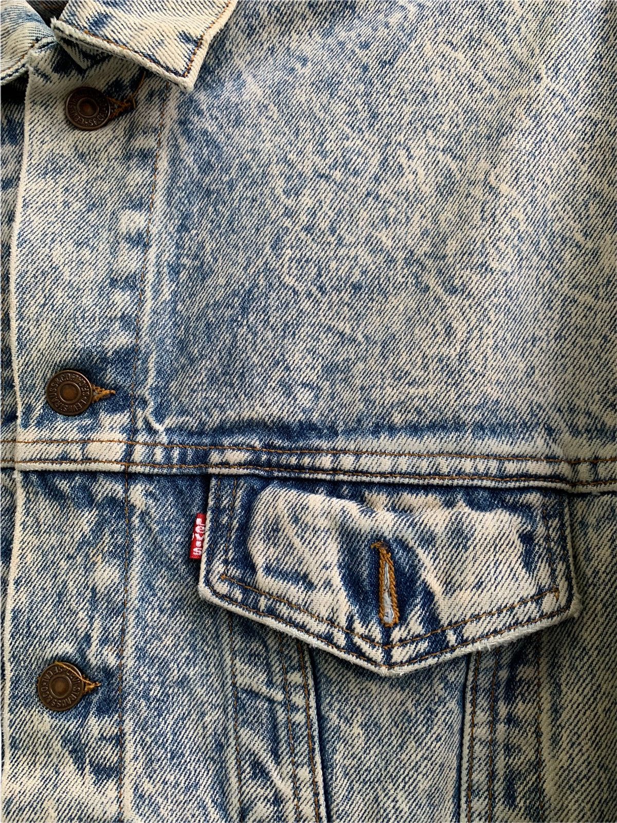 Levi's × Levi's Vintage Clothing × Vintage Vintage Levis USA Blue Acid Stone Wash Trucker Denim Jacket Size US M / EU 48-50 / 2 - 11 Thumbnail