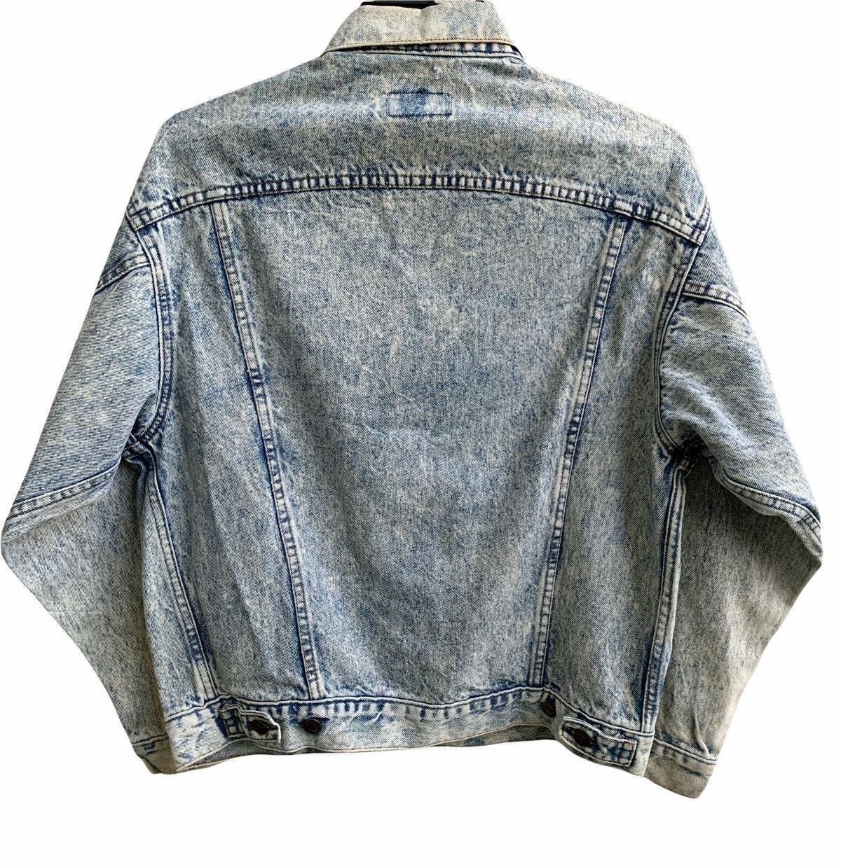 Levi's × Levi's Vintage Clothing × Vintage Vintage Levis USA Blue Acid Stone Wash Trucker Denim Jacket Size US M / EU 48-50 / 2 - 2 Thumbnail