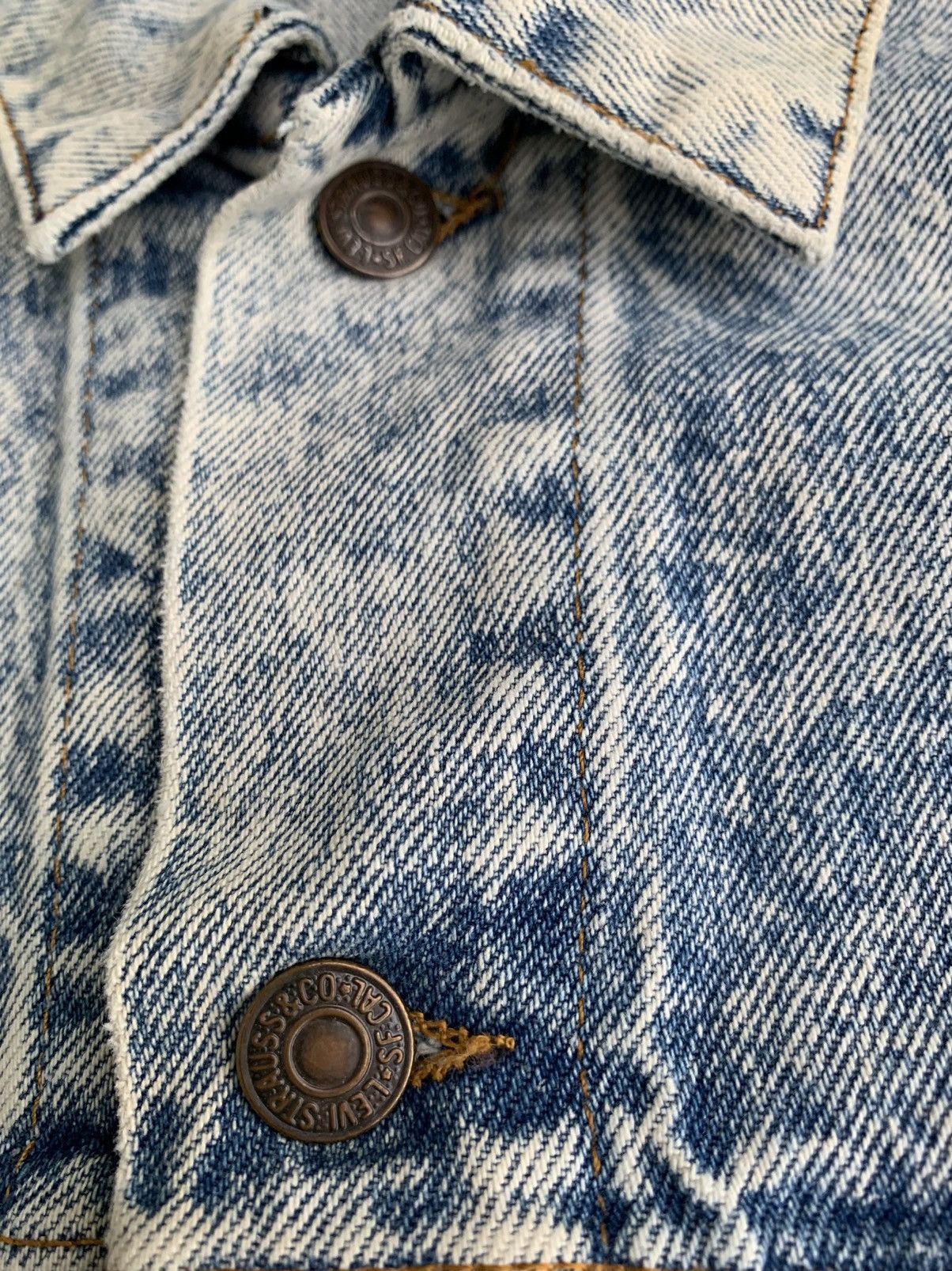 Levi's × Levi's Vintage Clothing × Vintage Vintage Levis USA Blue Acid Stone Wash Trucker Denim Jacket Size US M / EU 48-50 / 2 - 15 Thumbnail