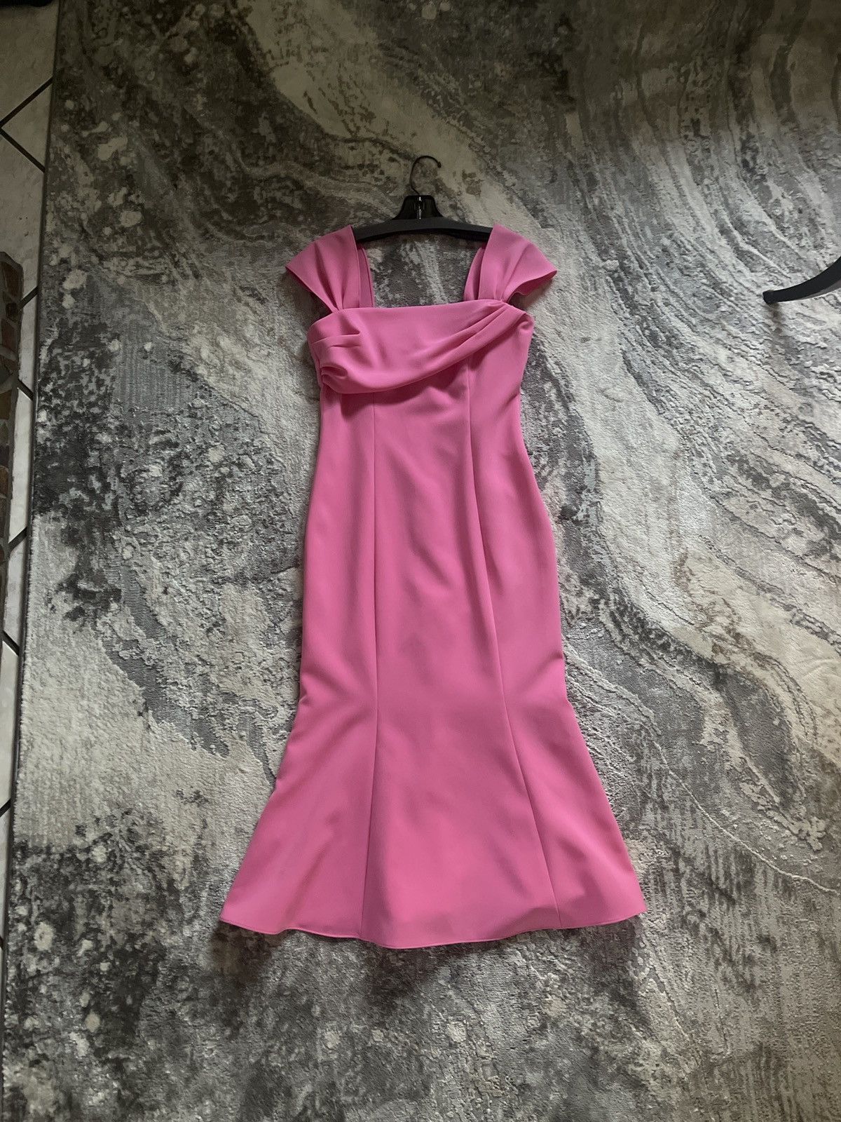 Carolina Herrera Draped square neck cap sleeve trumpet midi dress Size S / US 4 / IT 40 - 3 Thumbnail