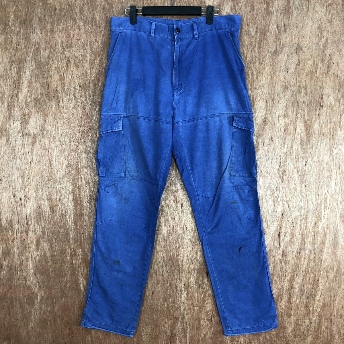 image of Vintage Woods Outfitter & Suppliers Cargo Pants C619 in Purple, Men's (Size 31)