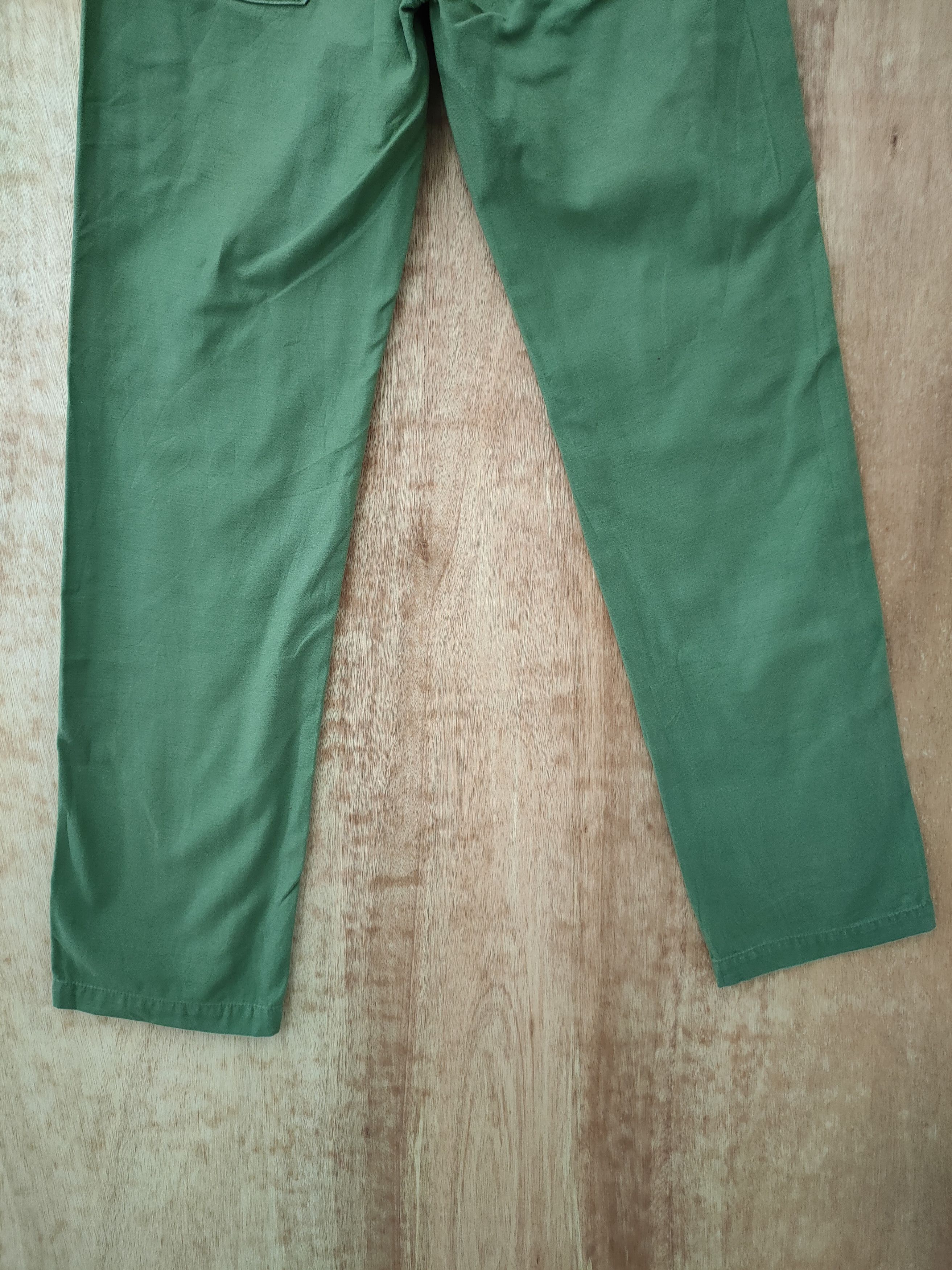 Japanese Brand DLL D.M.G japan green buckle back cargo pants #46-215 Size US 29 - 6 Thumbnail