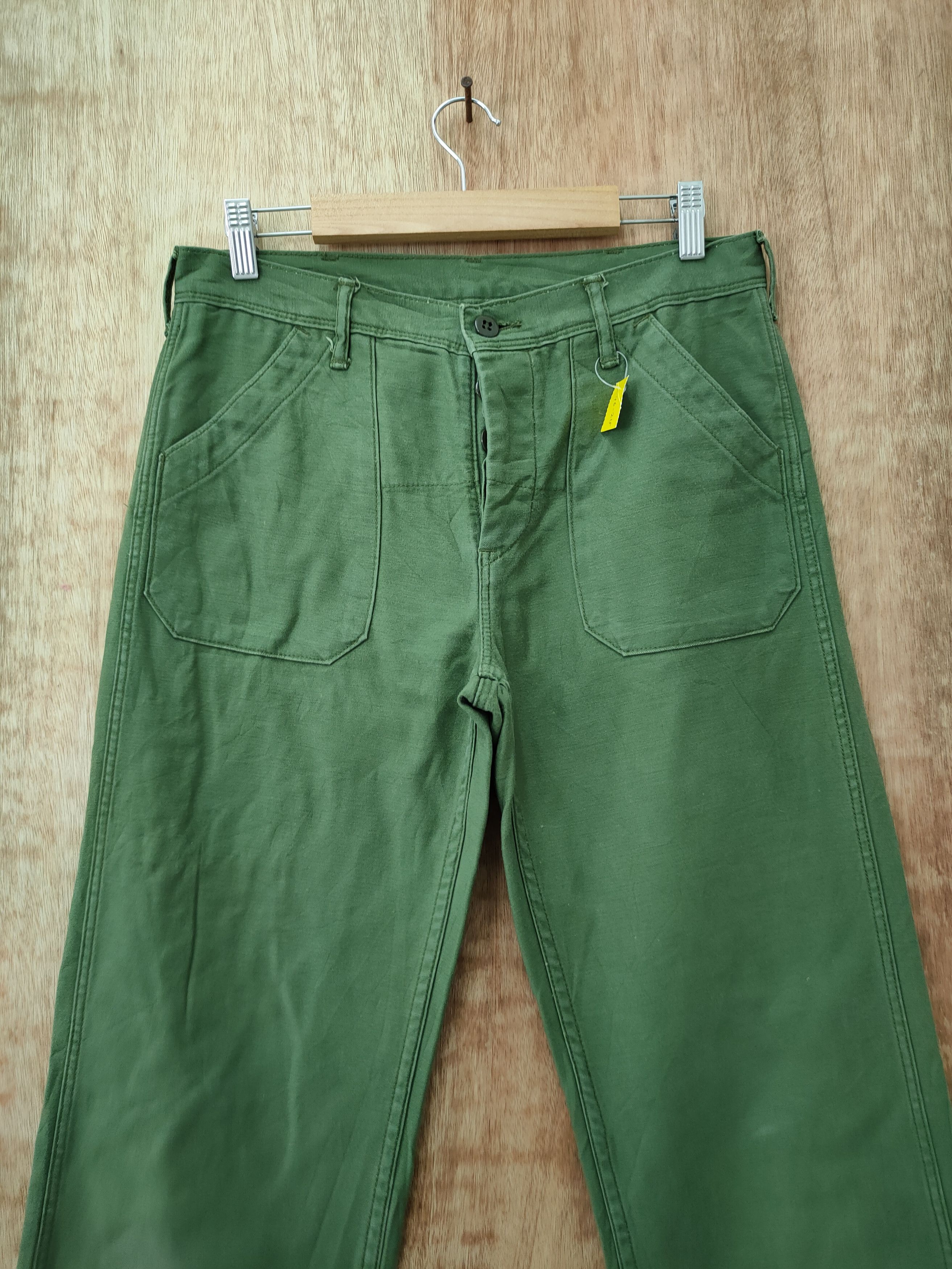Japanese Brand DLL D.M.G japan green buckle back cargo pants #46-215 Size US 29 - 3 Thumbnail