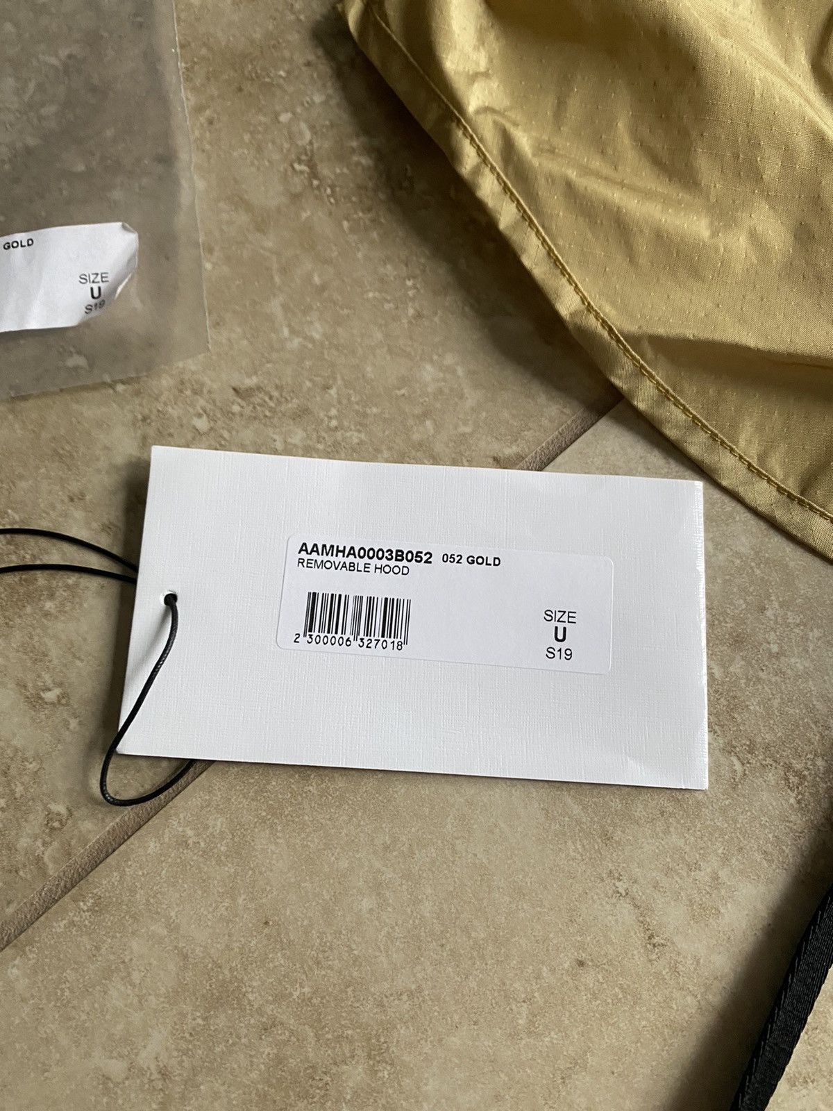 1017 ALYX 9SM 1017 Alyx 9SM removable Hoodie *VERY RARE* Size ONE SIZE - 3 Thumbnail