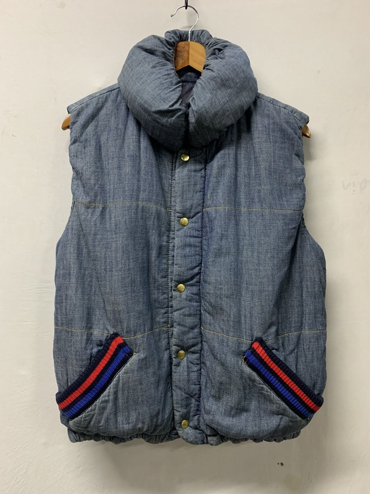 ISSEY MIYAKE cropped puffer