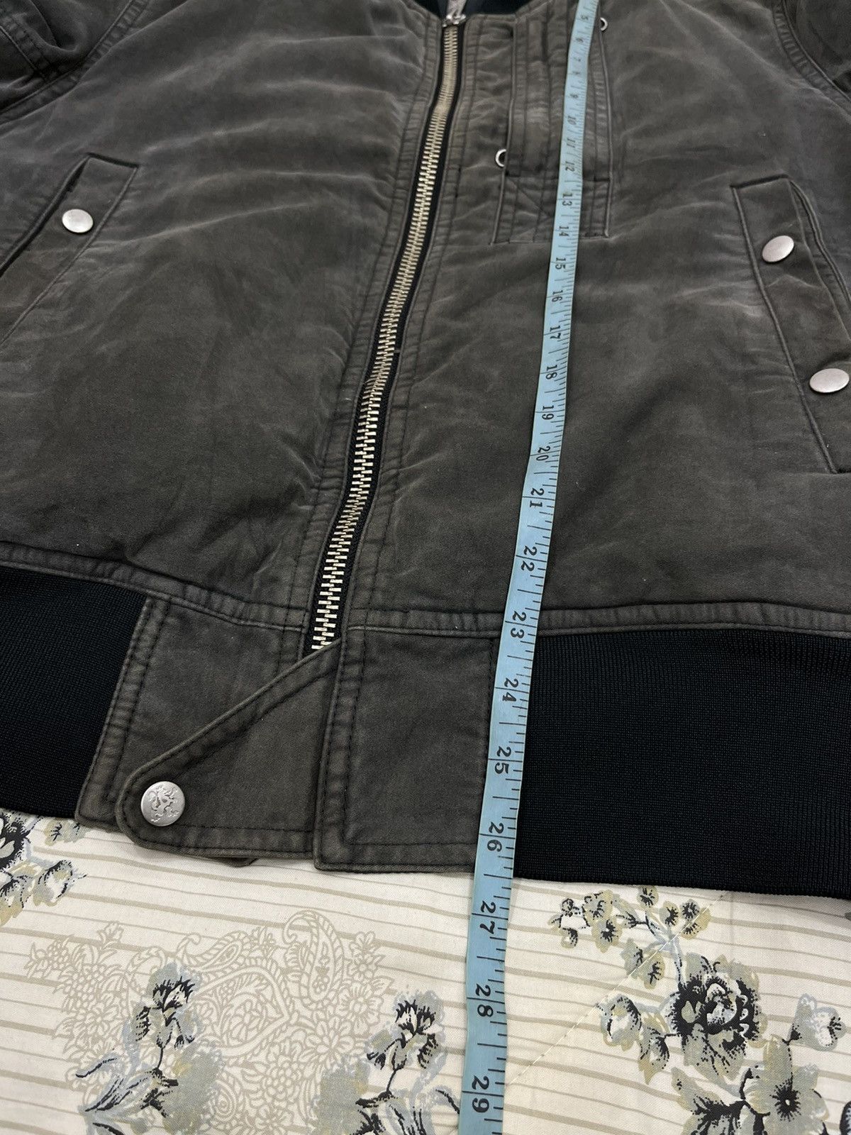 R.Newbold Q. R NEWBOLD HYPEBEAST BOMBER JACKET Size US S / EU 44-46 / 1 - 13 Thumbnail