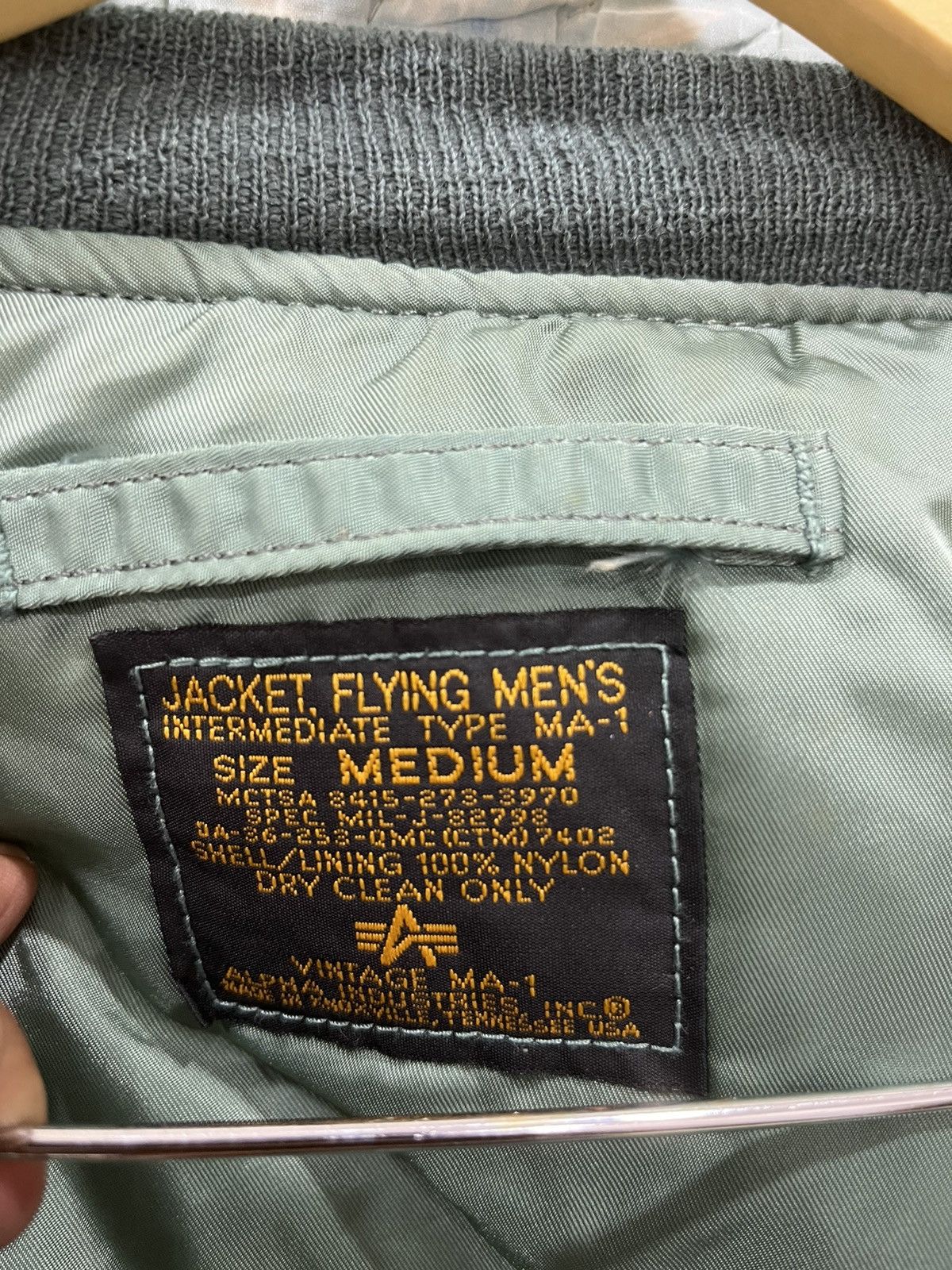 Alpha Industries B10. VINTAGE ALPHA INDUSTRIES MA-1 US AIR FORCE Size US L / EU 52-54 / 3 - 13 Thumbnail