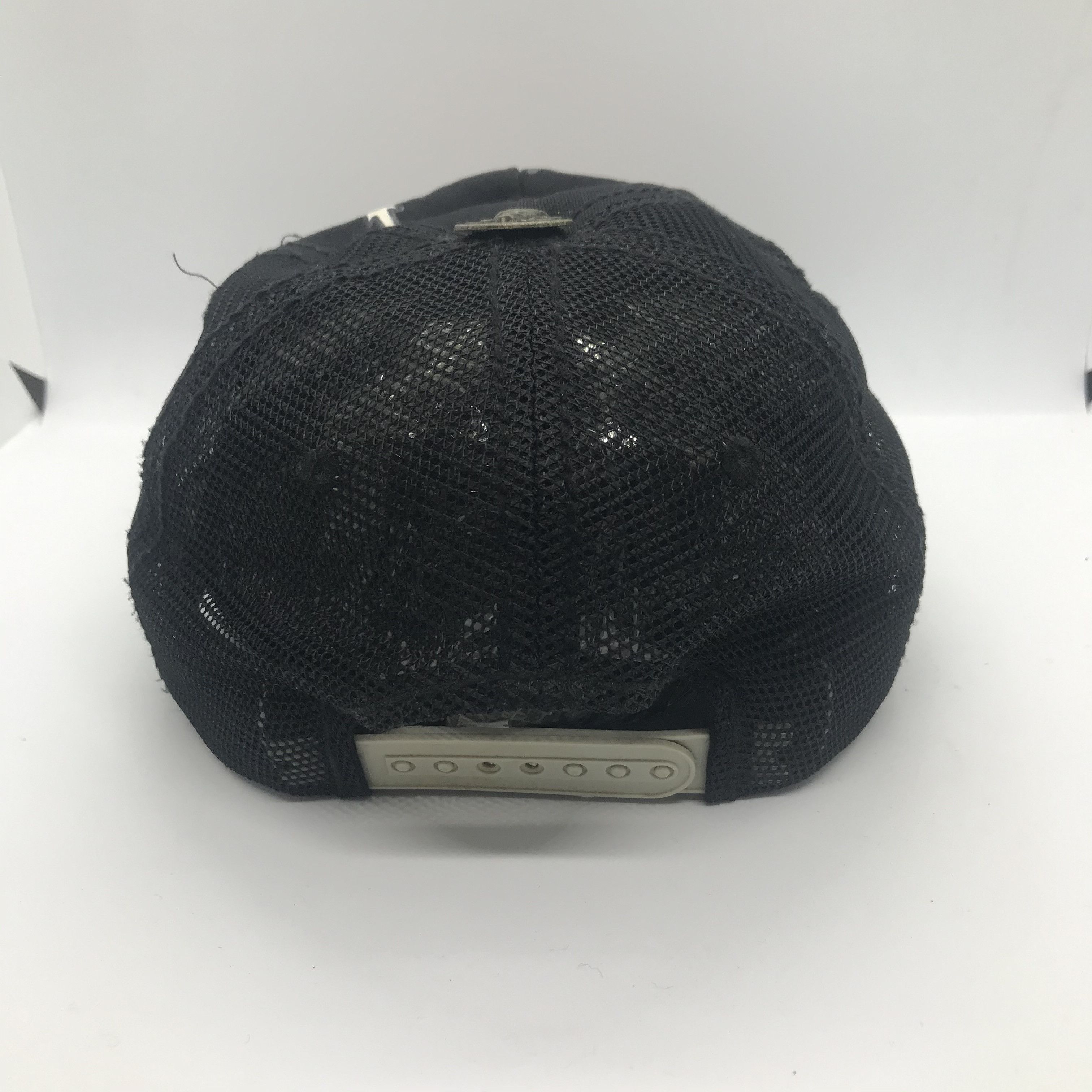 Ed Hardy ED HARDY Skull Heart Trucker Cap y2k Size ONE SIZE - 6 Thumbnail
