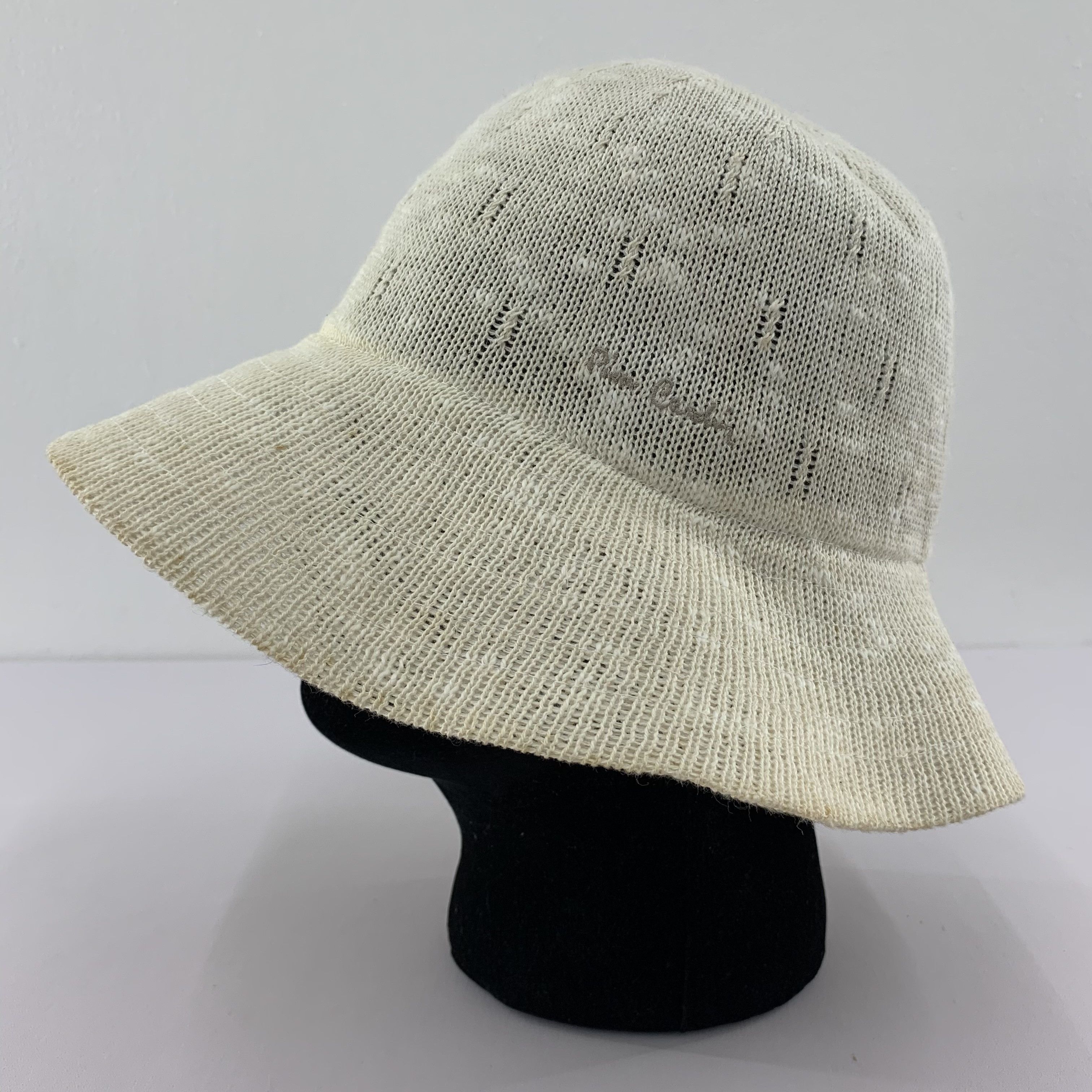 Pierre Cardin Pierre Cardin Bucket Hats - S2045 Size ONE SIZE - 1 Thumbnail