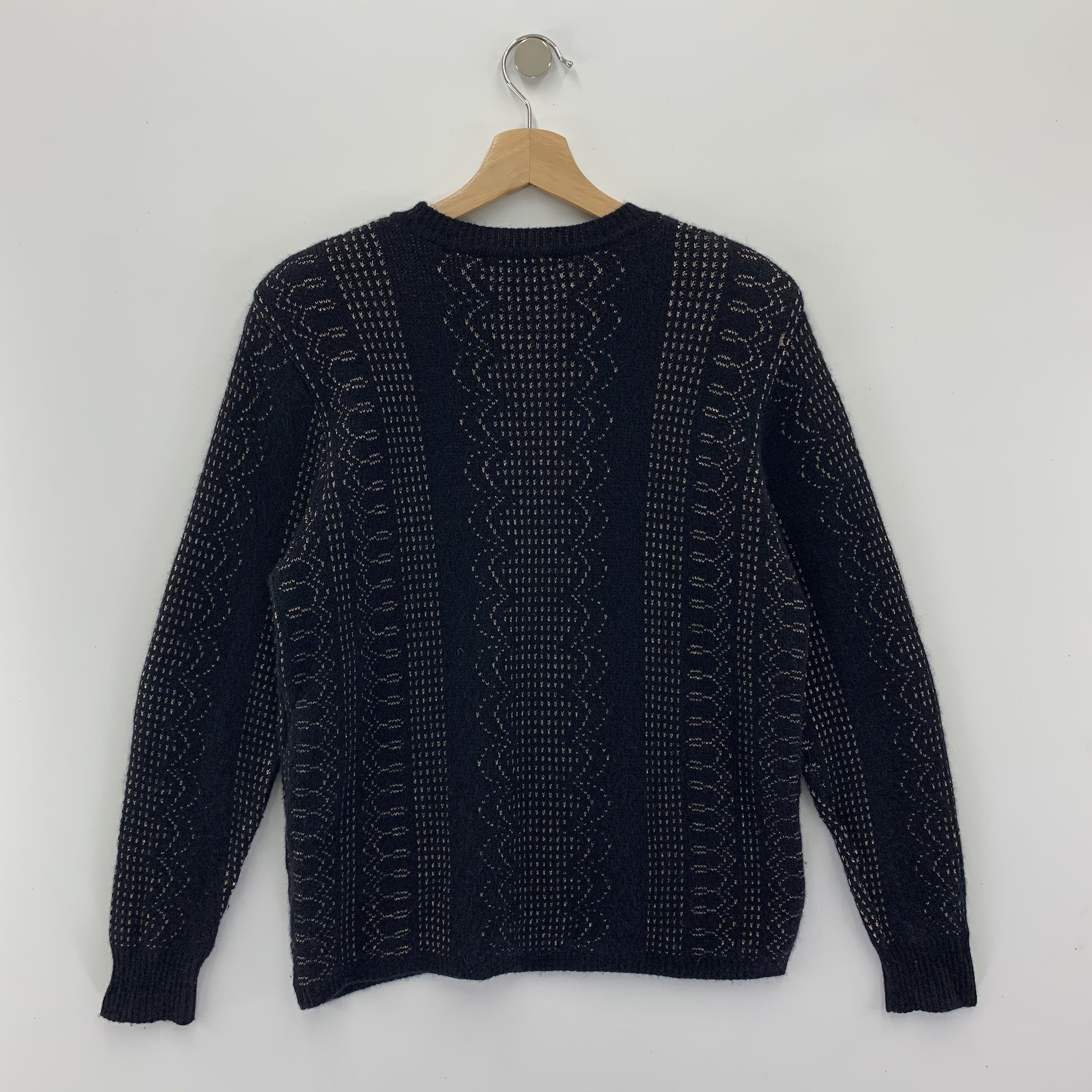 Aran Isles Knitwear Vintage Nagisa Wool Knit Sweater Ladies Knitwear Size ONE SIZE - 3 Thumbnail