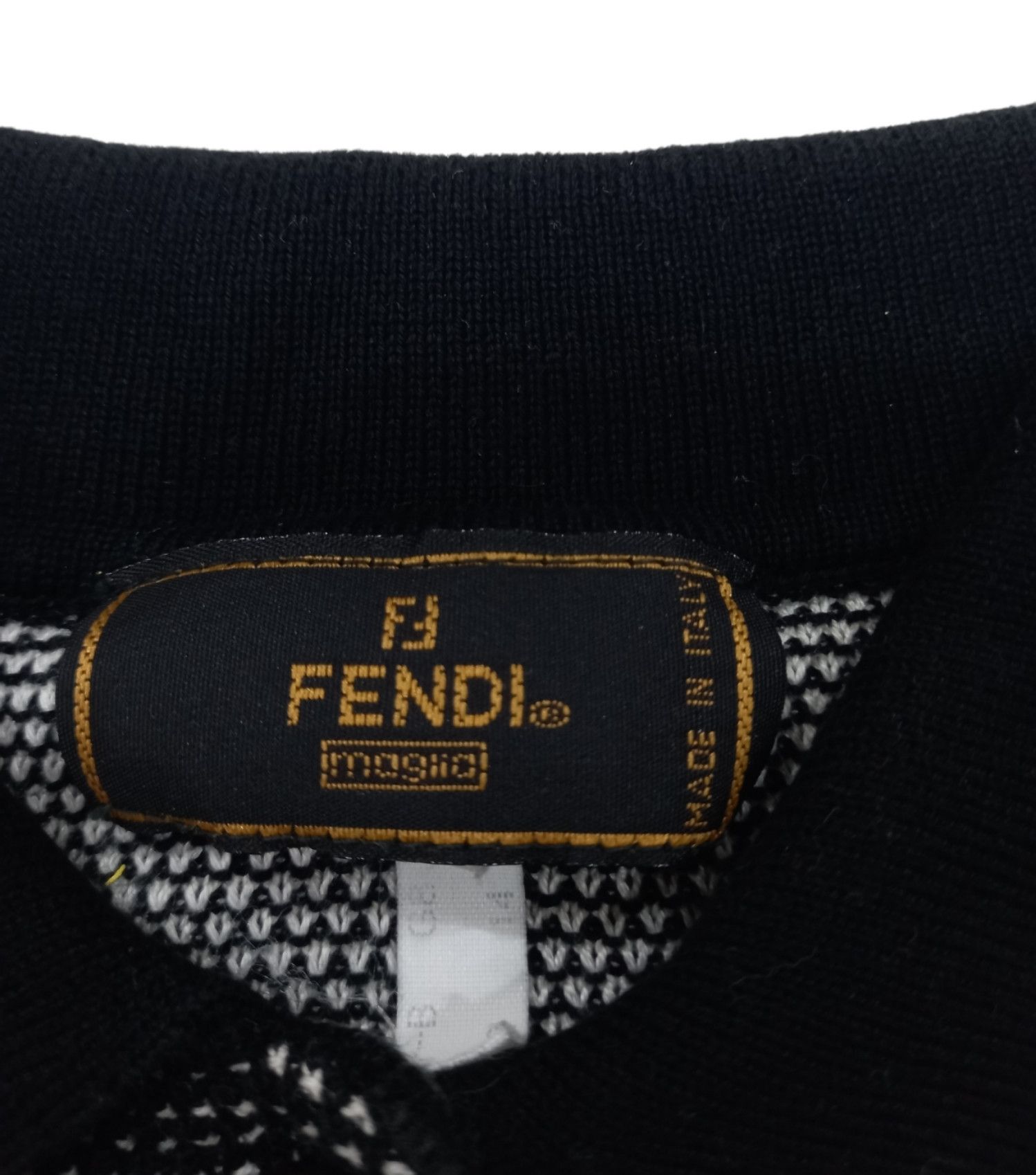 Fendi Fendi Knitted Small Logo Polo Shirt Size M / US 6-8 / IT 42-44 - 4 Thumbnail