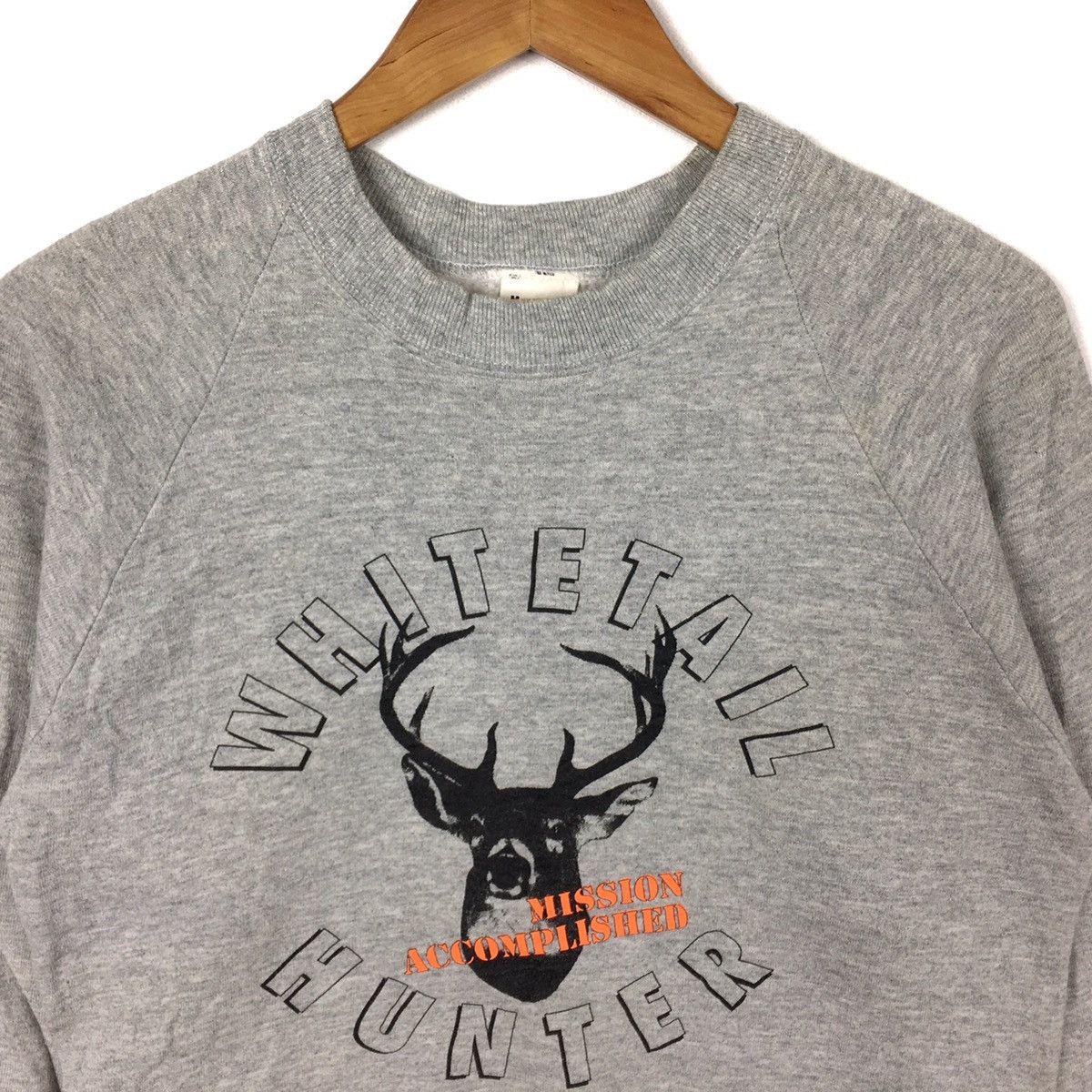 Vintage Vintage 80s WHITE TALL HUNTER Usa MemorabiliaHunt Sweatshirt Size US M / EU 48-50 / 2 - 2 Thumbnail