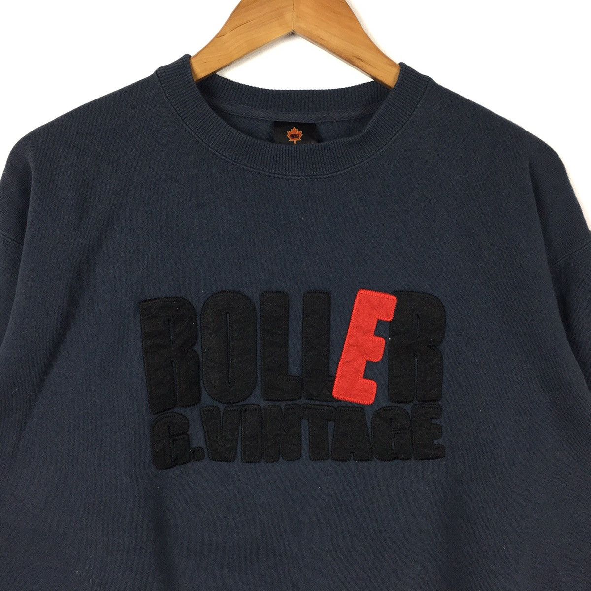 Vintage ROLLER GEAR Vintage Sportswear Canada Black Sweatshirt Size US L / EU 52-54 / 3 - 2 Thumbnail