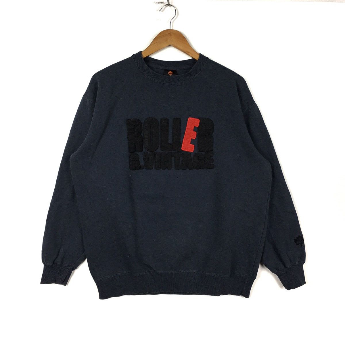 Vintage ROLLER GEAR Vintage Sportswear Canada Black Sweatshirt Size US L / EU 52-54 / 3 - 1 Thumbnail