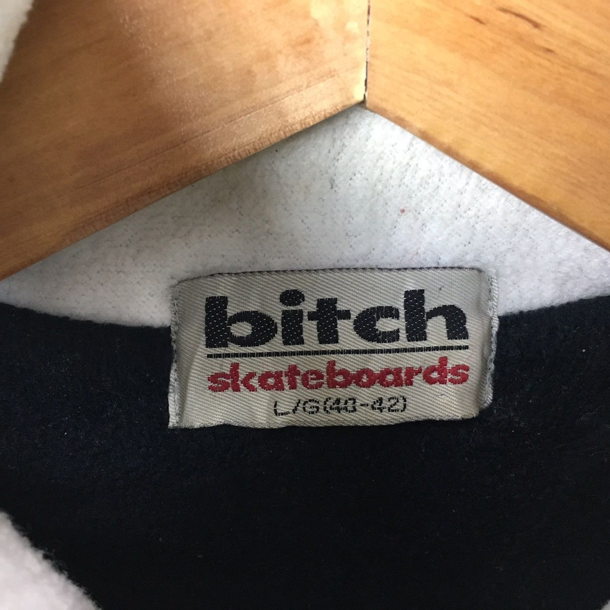 Vintage Vintage BITCH SKATEBOARD STREETWEAR FullZipperFleece Sweater Size US L / EU 52-54 / 3 - 3 Thumbnail