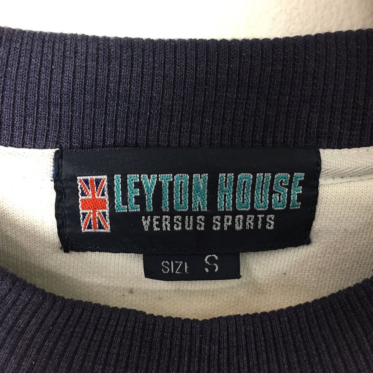 Vintage Vintage LEYTON HOUSE Versus Sport RACING Team Sweatshirt Size US S / EU 44-46 / 1 - 3 Thumbnail