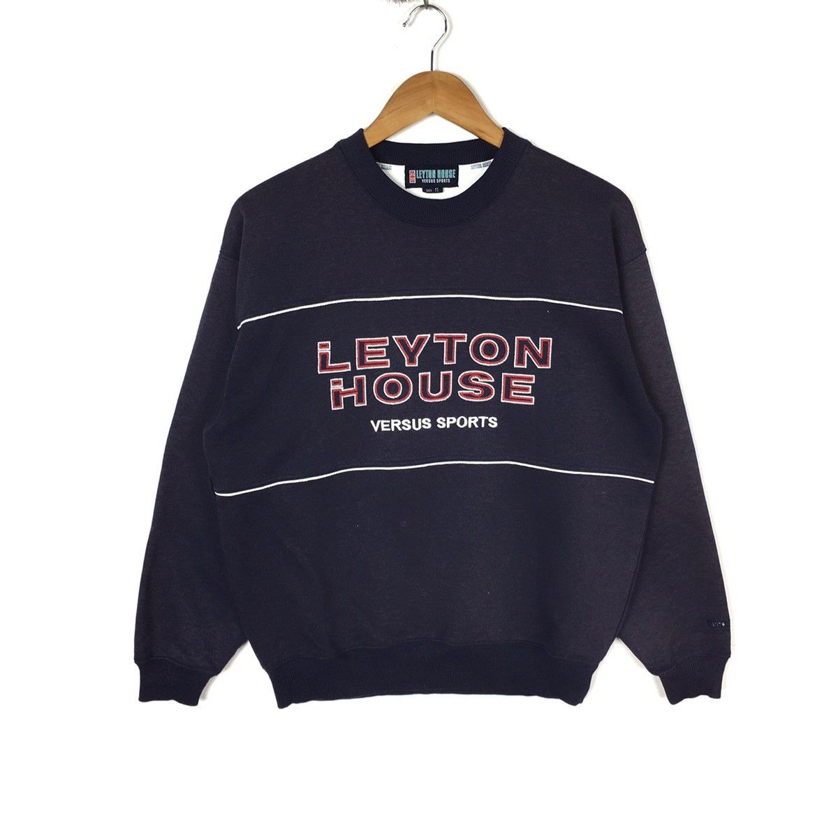 Vintage Vintage LEYTON HOUSE Versus Sport RACING Team Sweatshirt Size US S / EU 44-46 / 1 - 1 Thumbnail